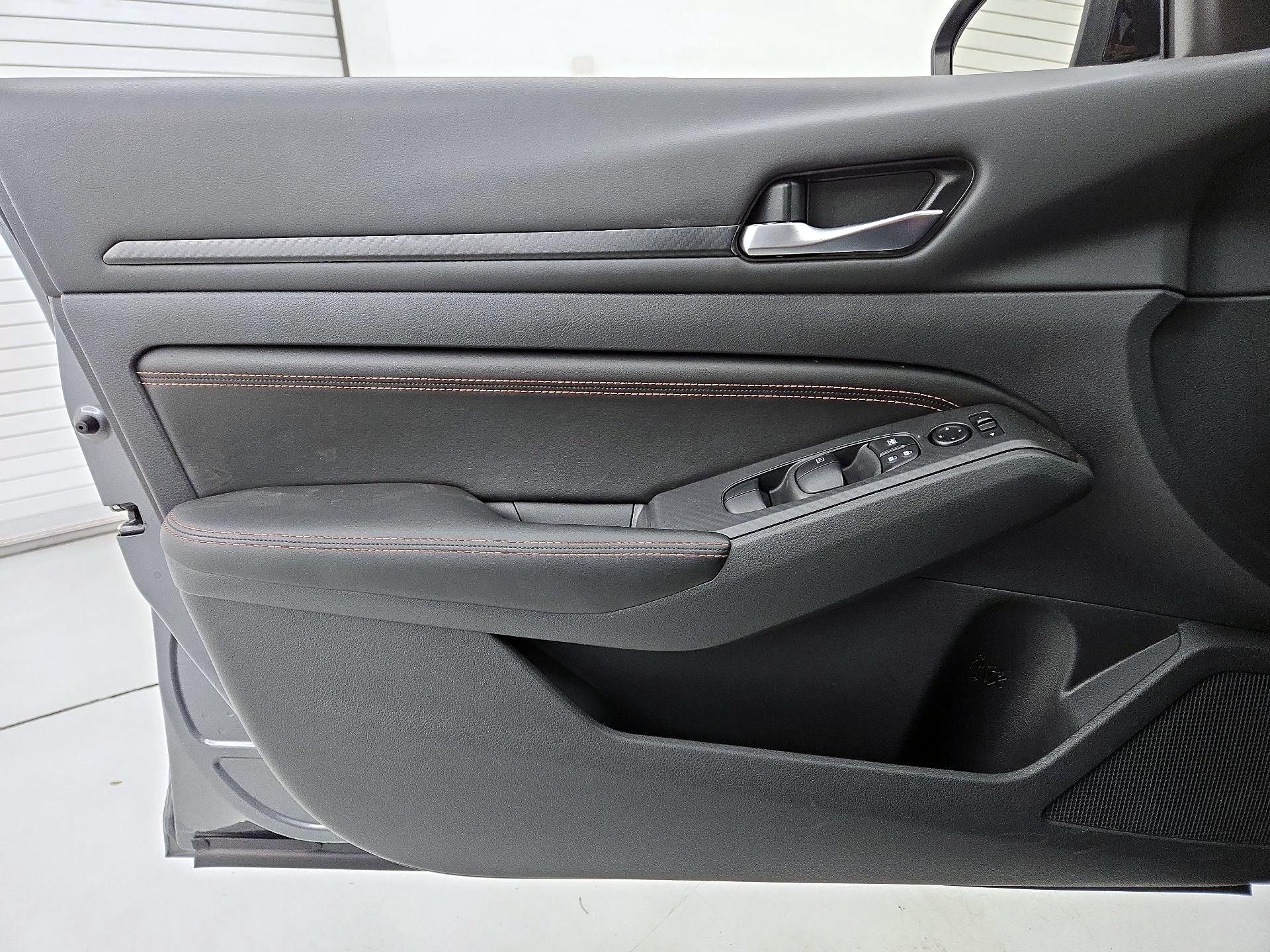 Thumbnail: 2022 Nissan Altima - 12