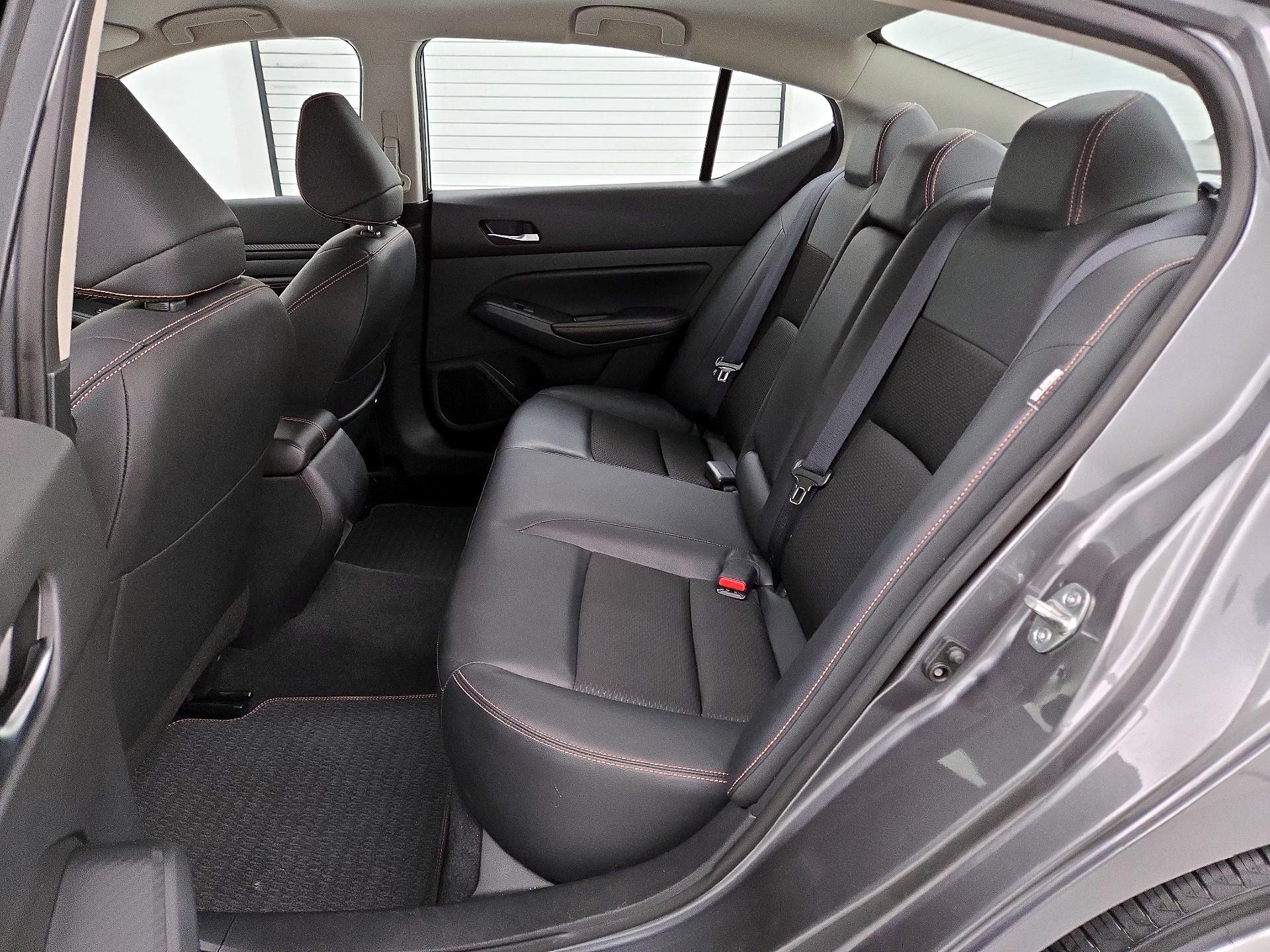 Thumbnail: 2022 Nissan Altima - 19