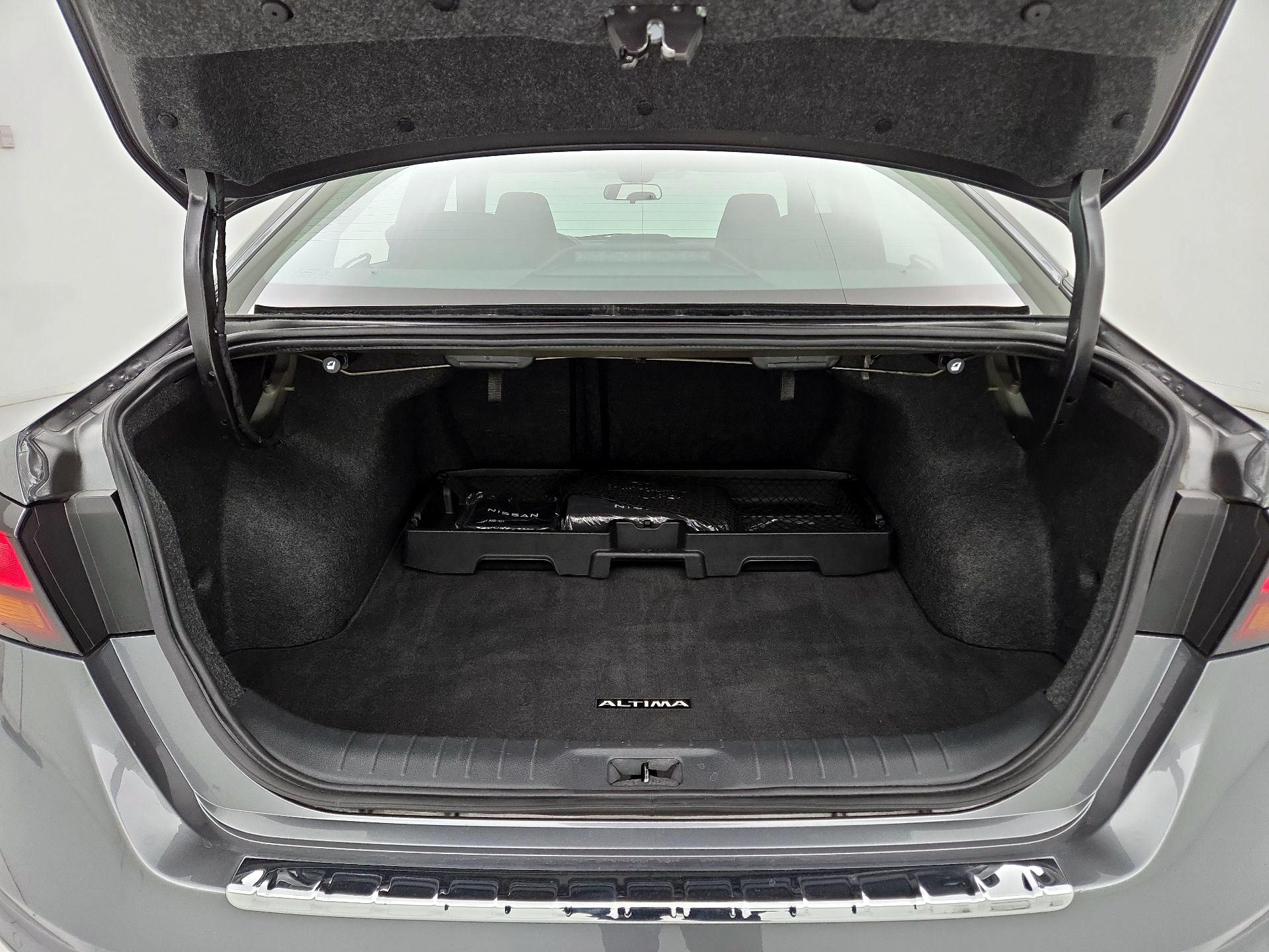 Thumbnail: 2022 Nissan Altima - 20