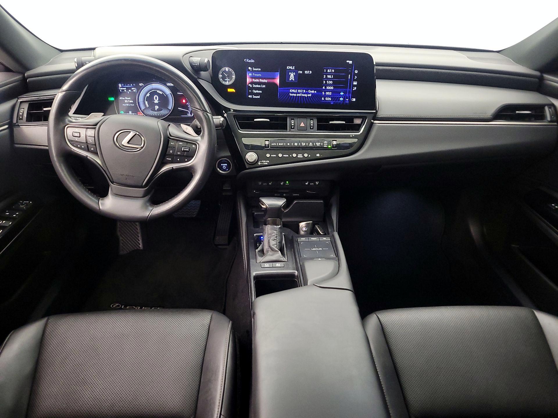 Thumbnail: 2022 Lexus ES - 9