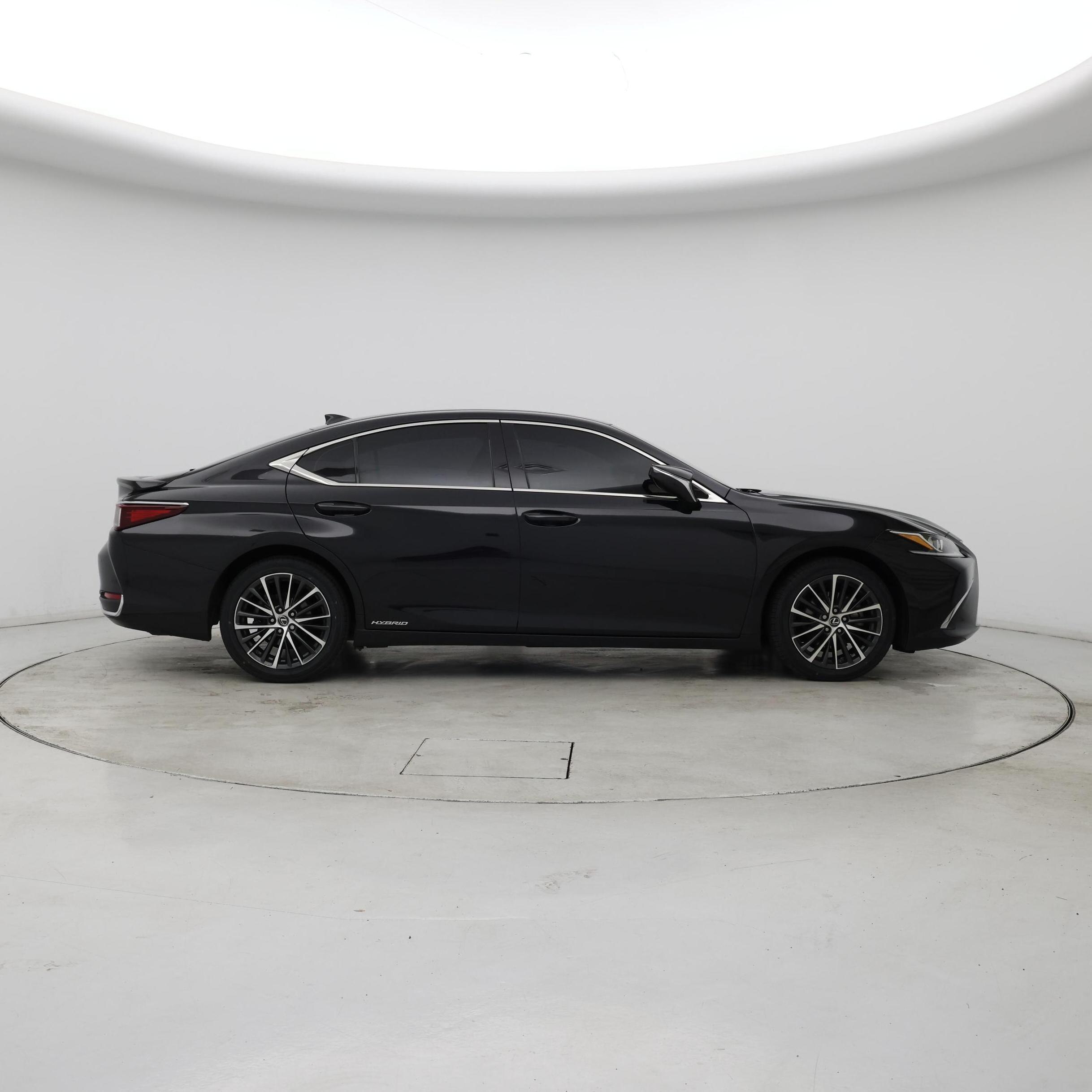 Thumbnail: 2022 Lexus ES - 7