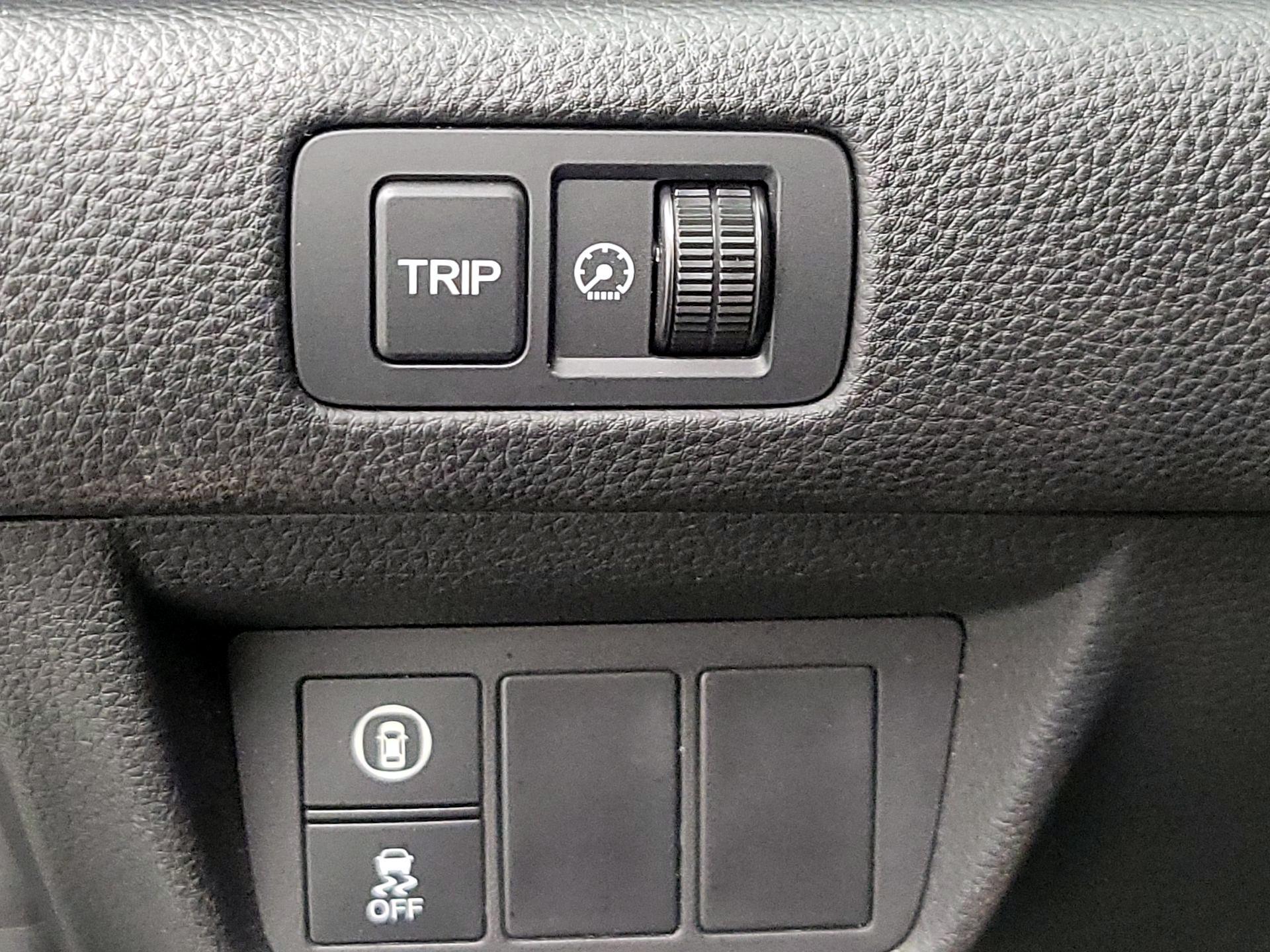 Thumbnail: 2018 Honda Accord - 13