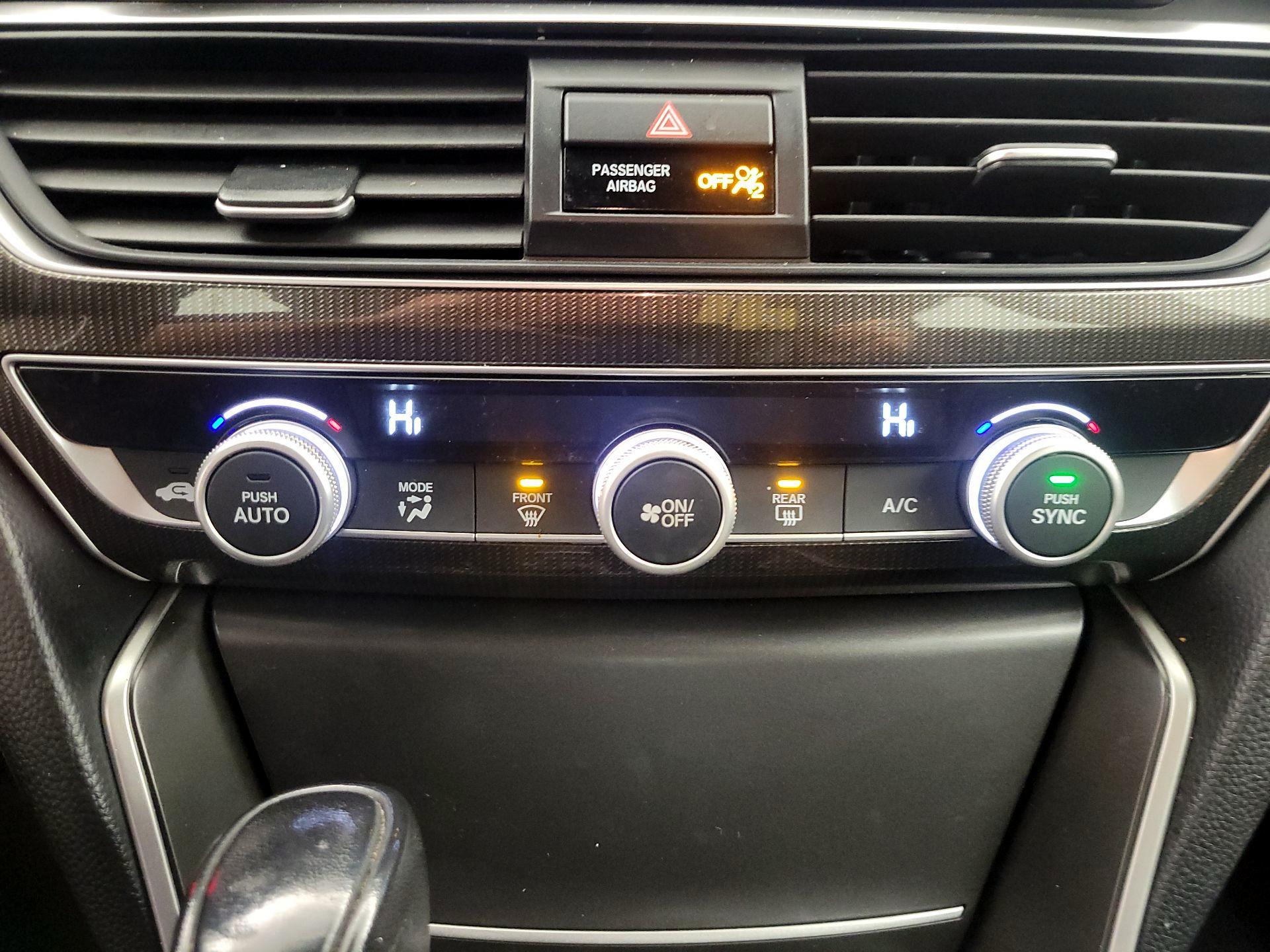 Thumbnail: 2018 Honda Accord - 16