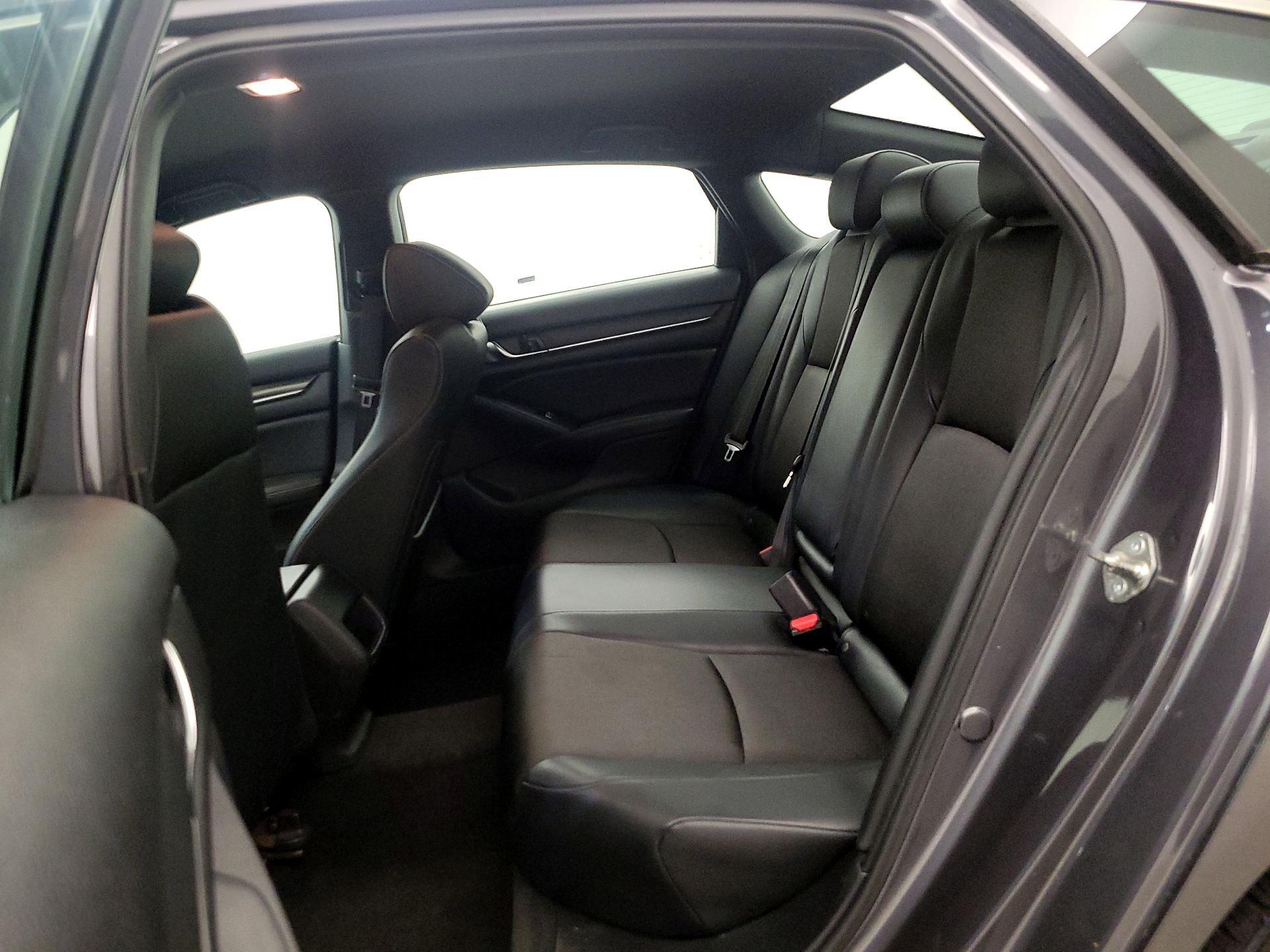 Thumbnail: 2018 Honda Accord - 19