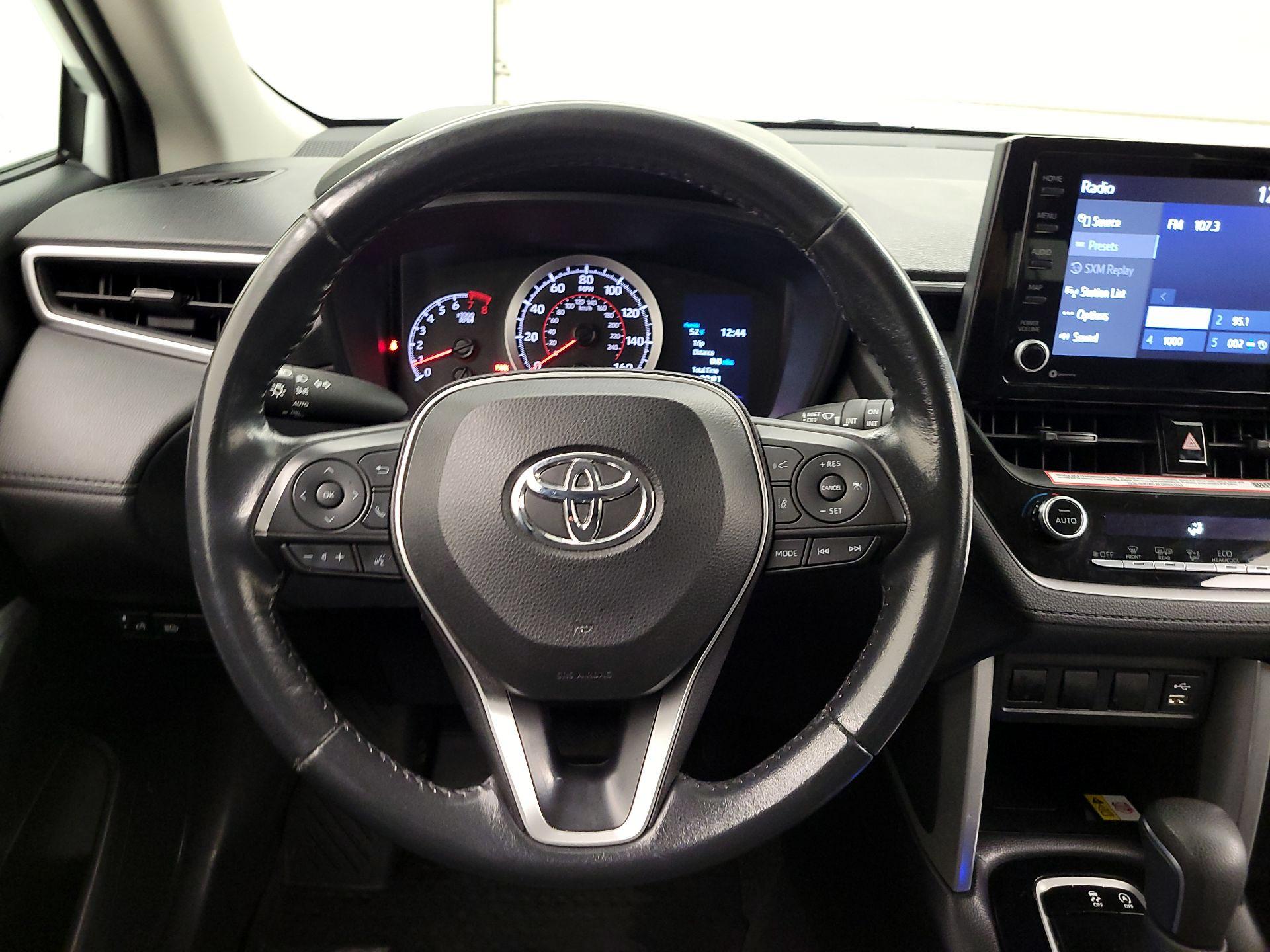 Thumbnail: 2022 Toyota Corolla Cross - 10