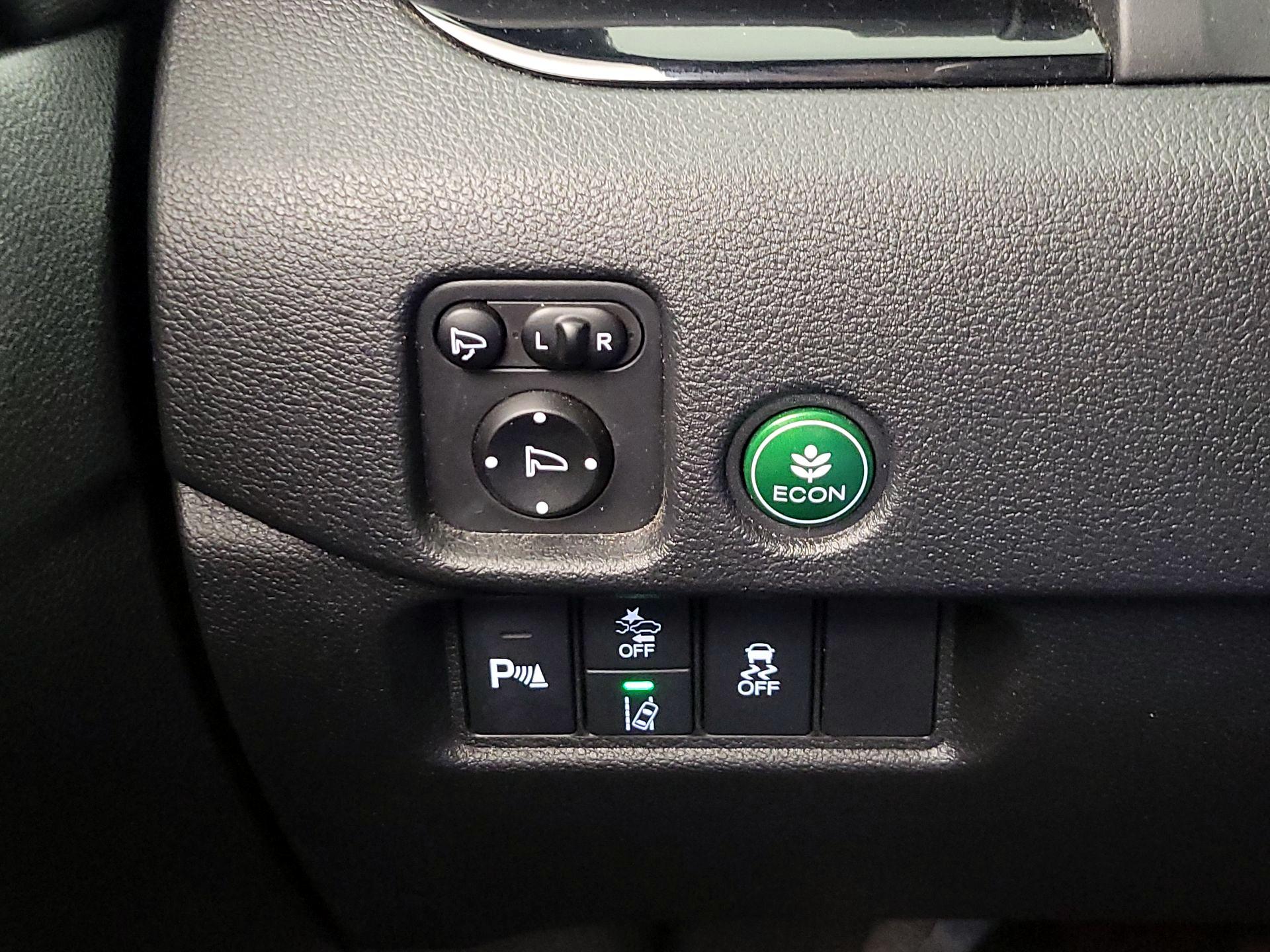 Thumbnail: 2020 Honda Pilot - 13