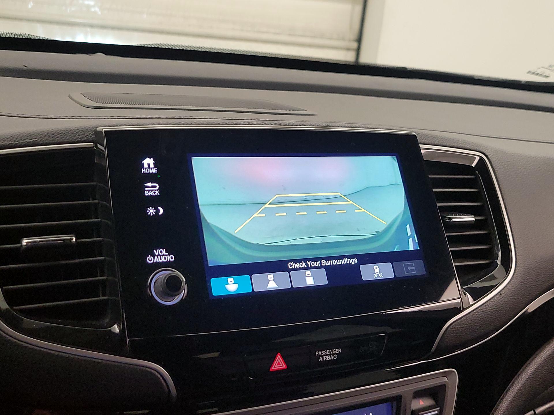 Thumbnail: 2020 Honda Pilot - 15