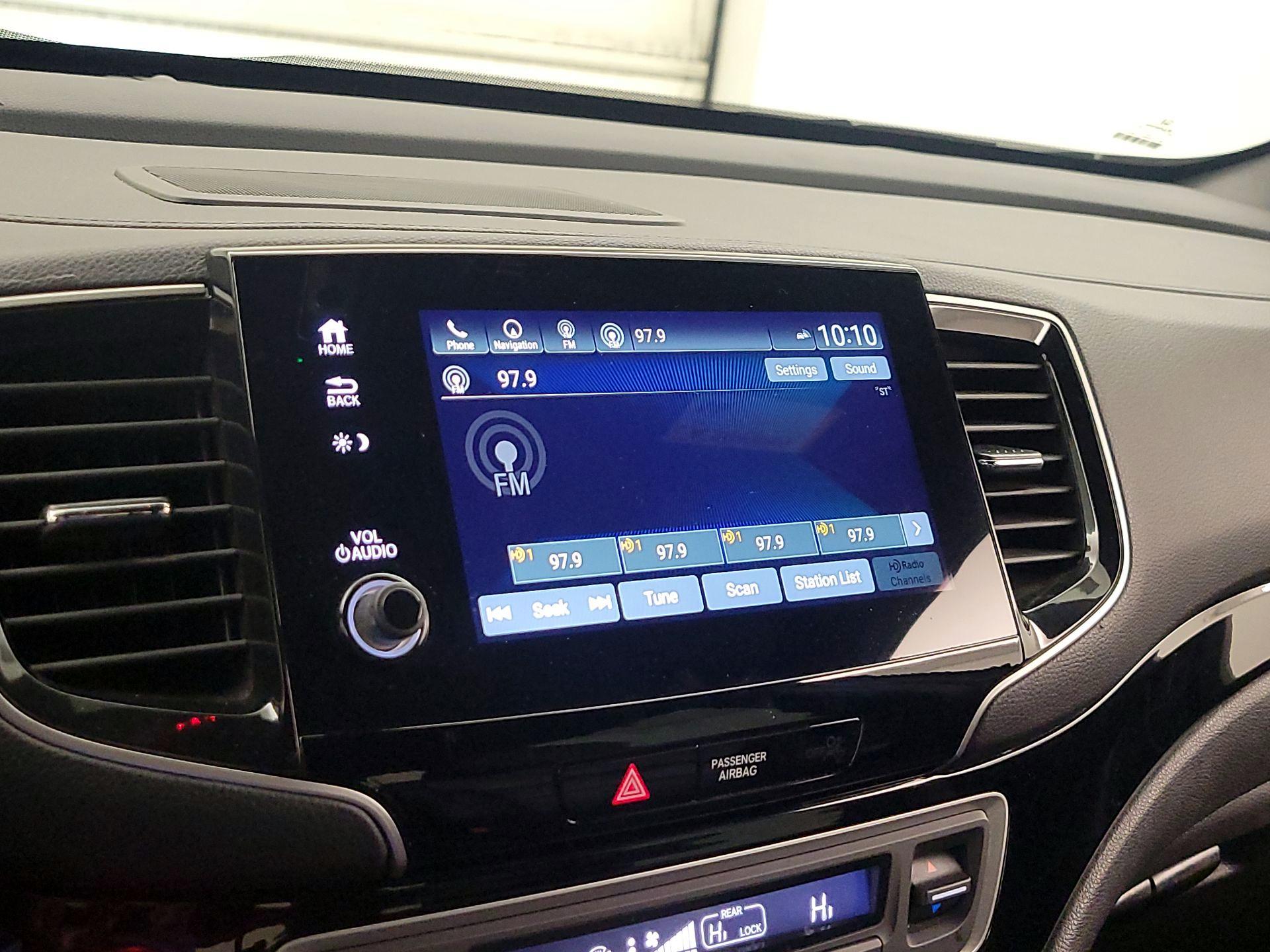 Thumbnail: 2020 Honda Pilot - 16