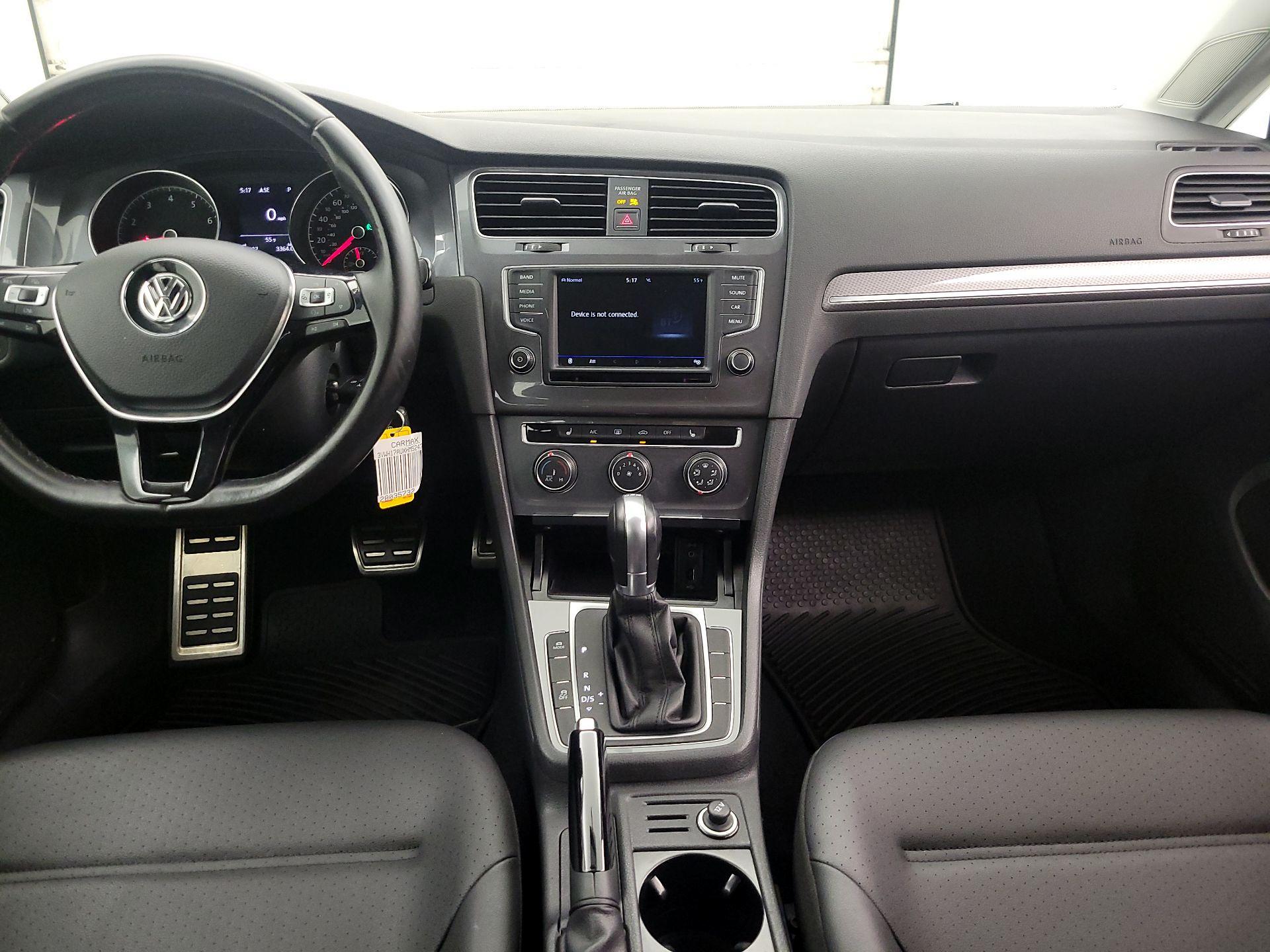 Thumbnail: 2017 Volkswagen Golf - 9