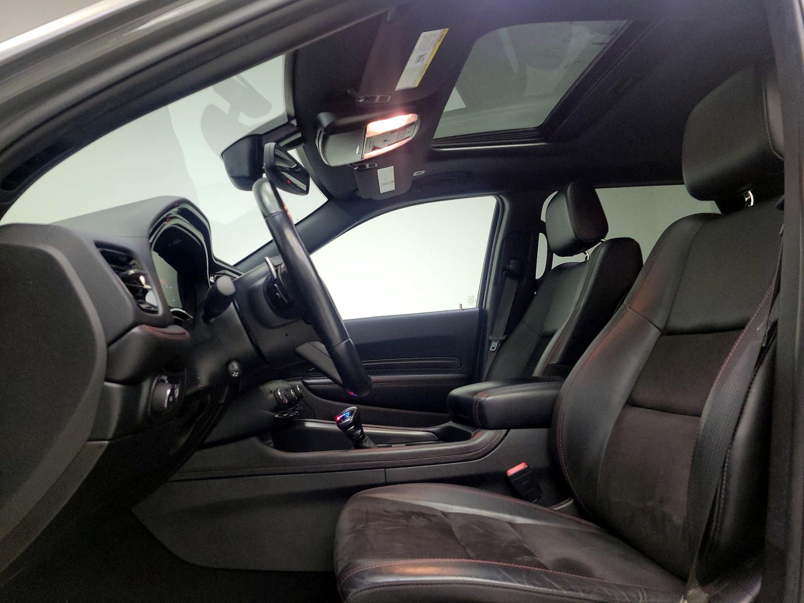 Sunroof(s) & Overhead Airbags