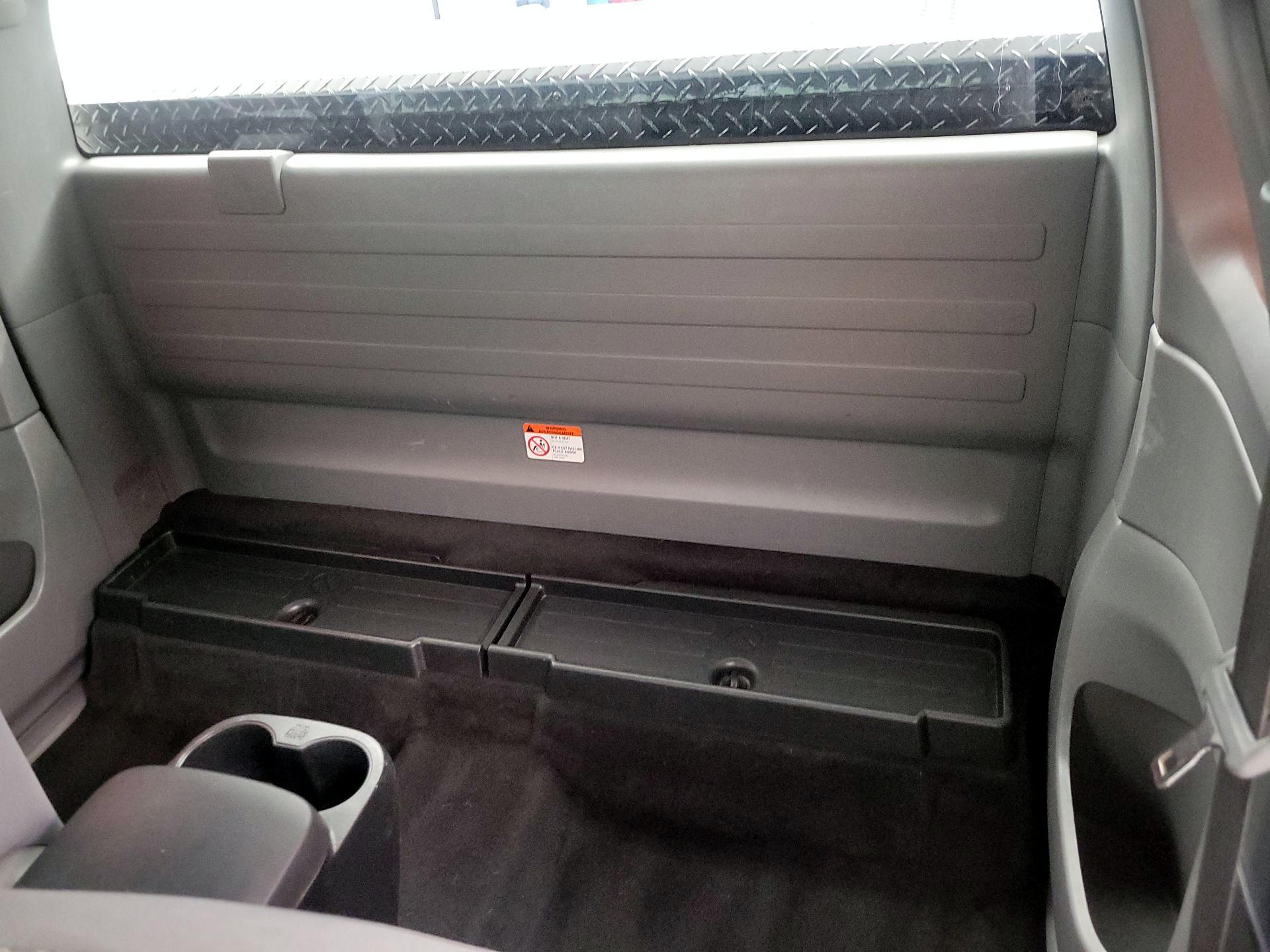 Thumbnail: 2015 Toyota Tacoma - 18