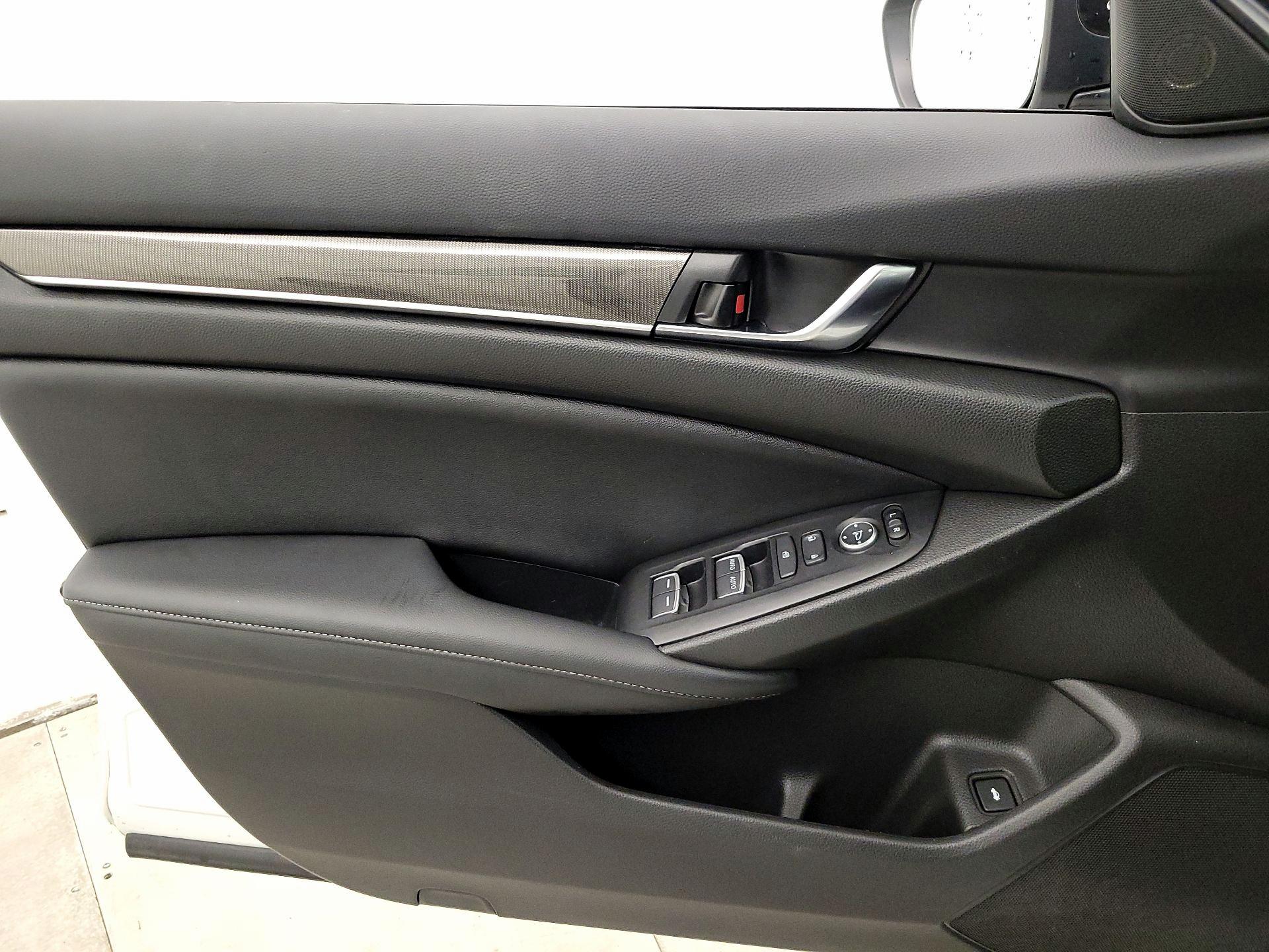 Thumbnail: 2022 Honda Accord - 12