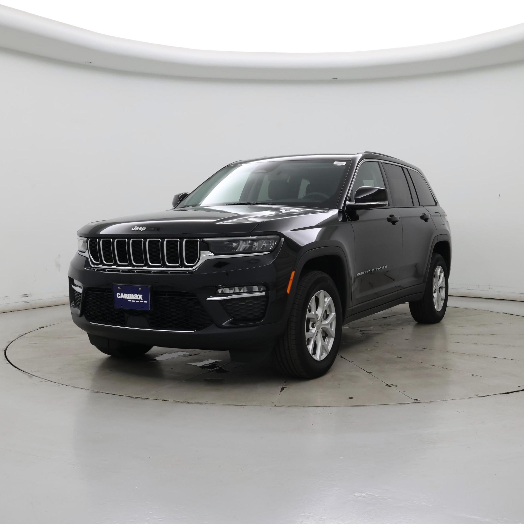 Thumbnail: 2023 Jeep Grand Cherokee - 4