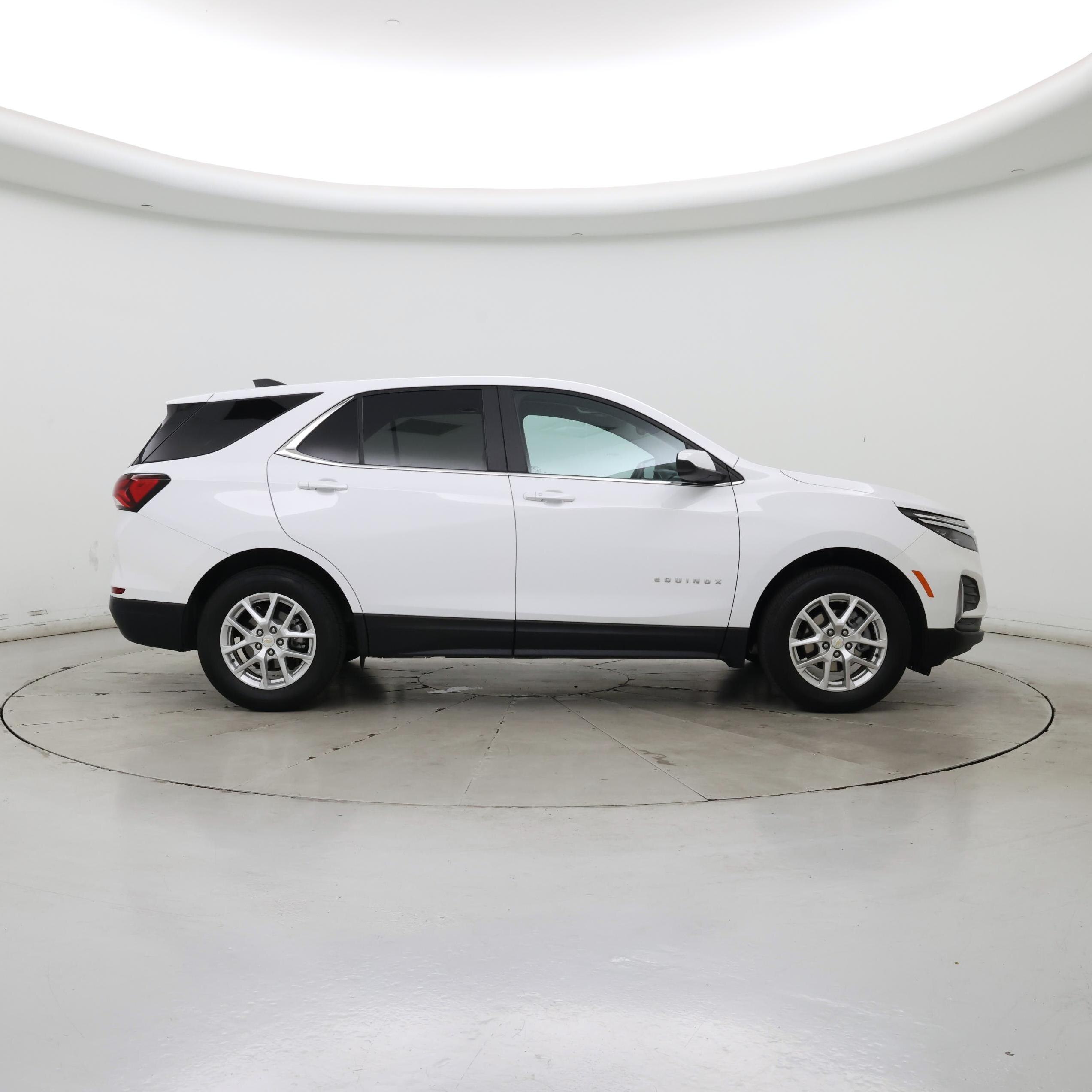 Thumbnail: 2022 Chevrolet Equinox - 7