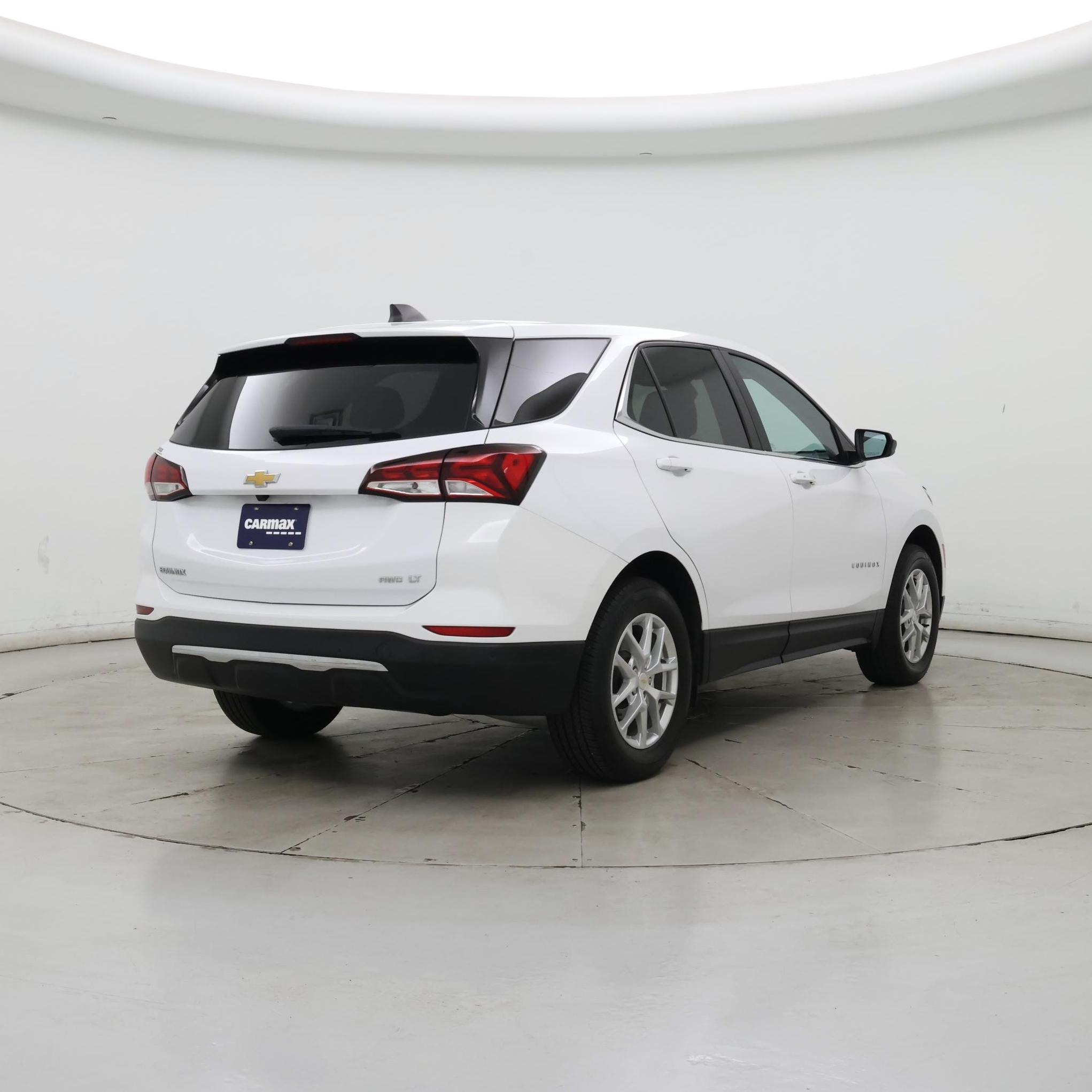 Thumbnail: 2022 Chevrolet Equinox - 8