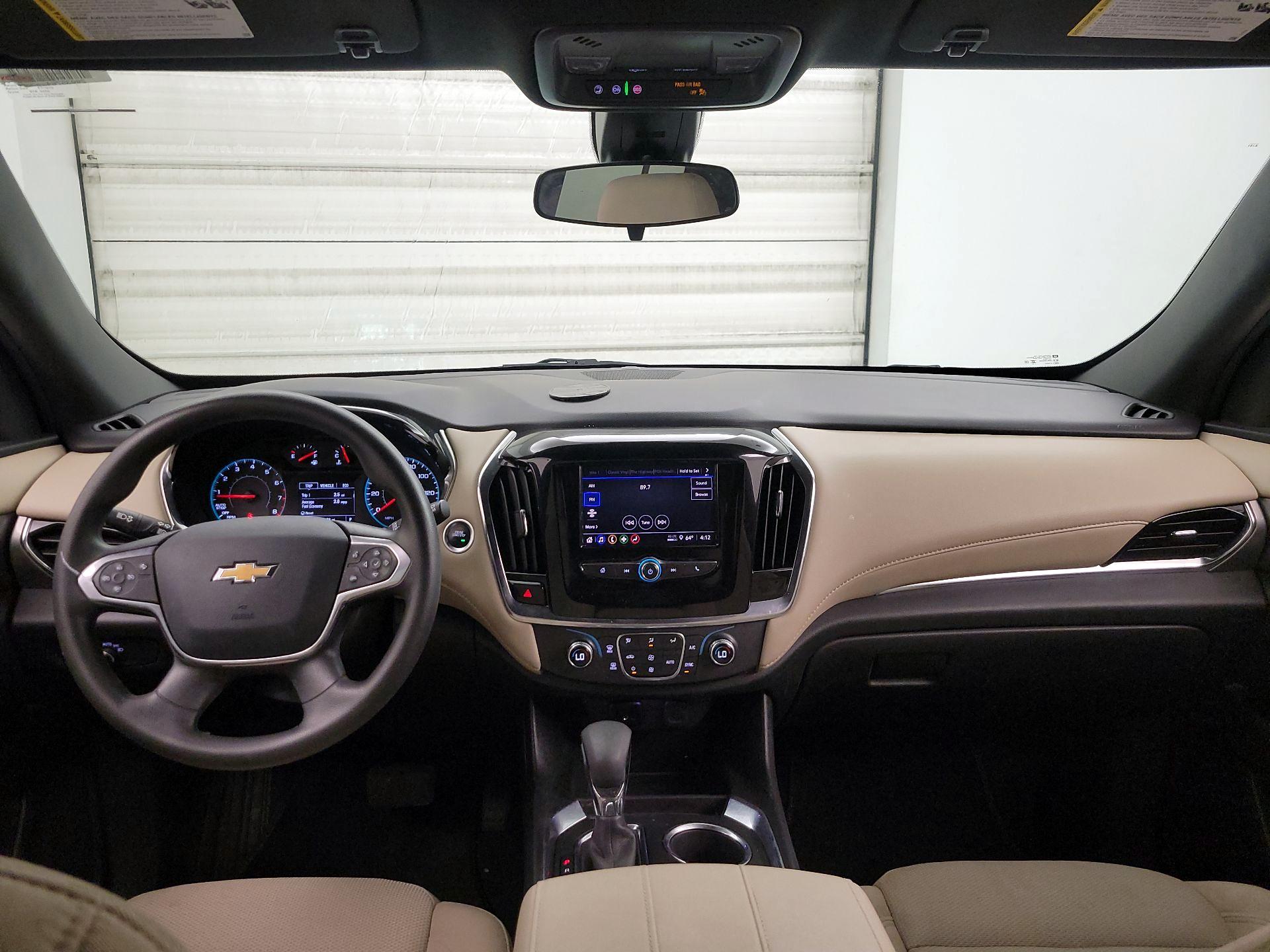 Thumbnail: 2023 Chevrolet Traverse - 9