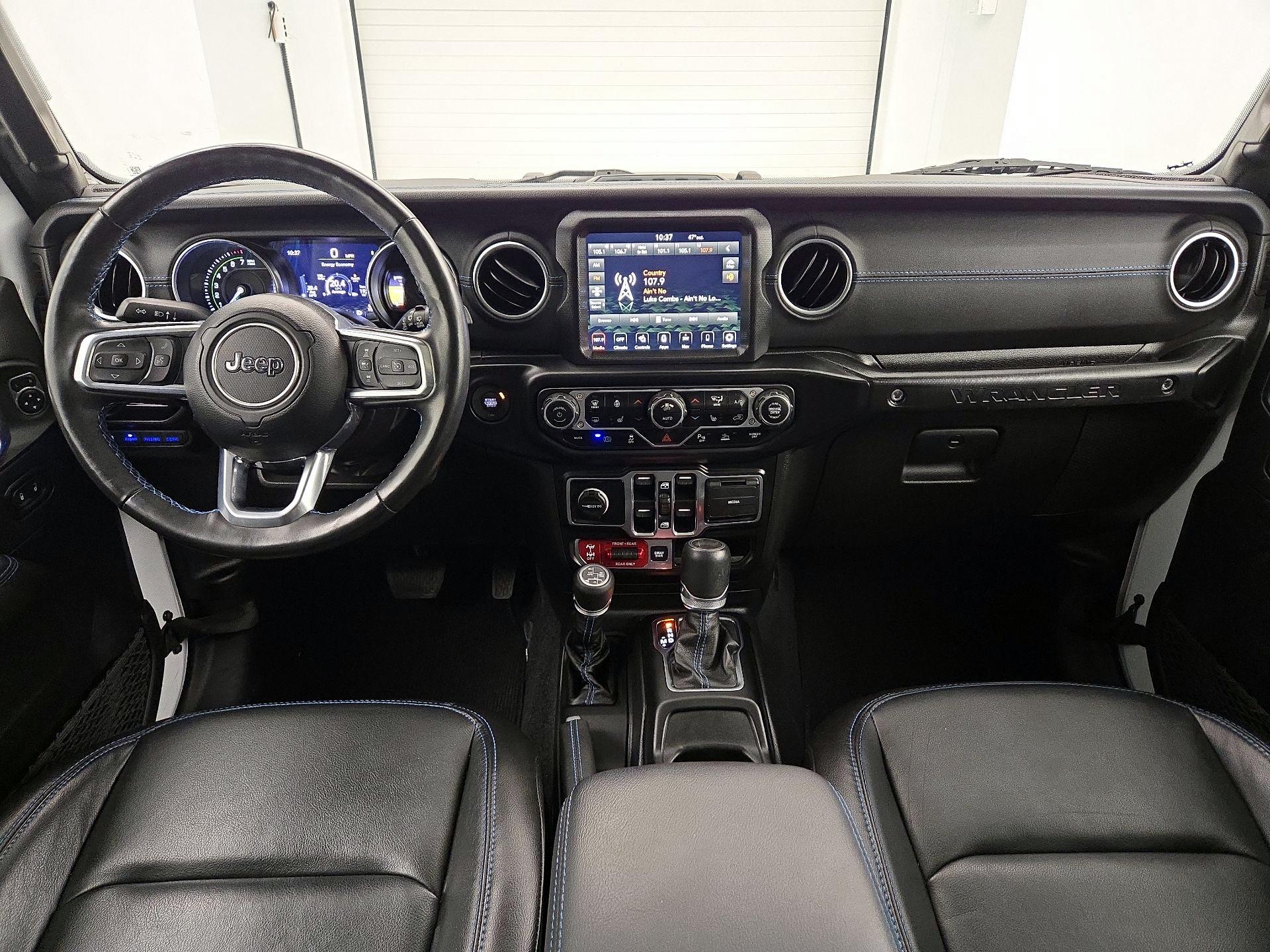 Thumbnail: 2023 Jeep Wrangler - 9