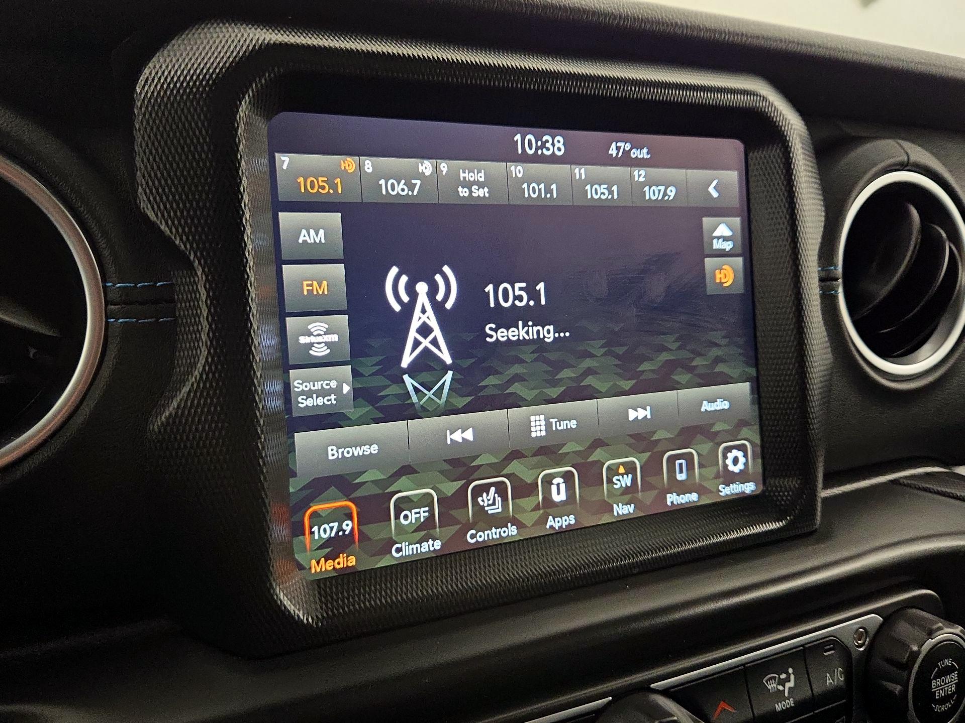 Thumbnail: 2023 Jeep Wrangler - 16