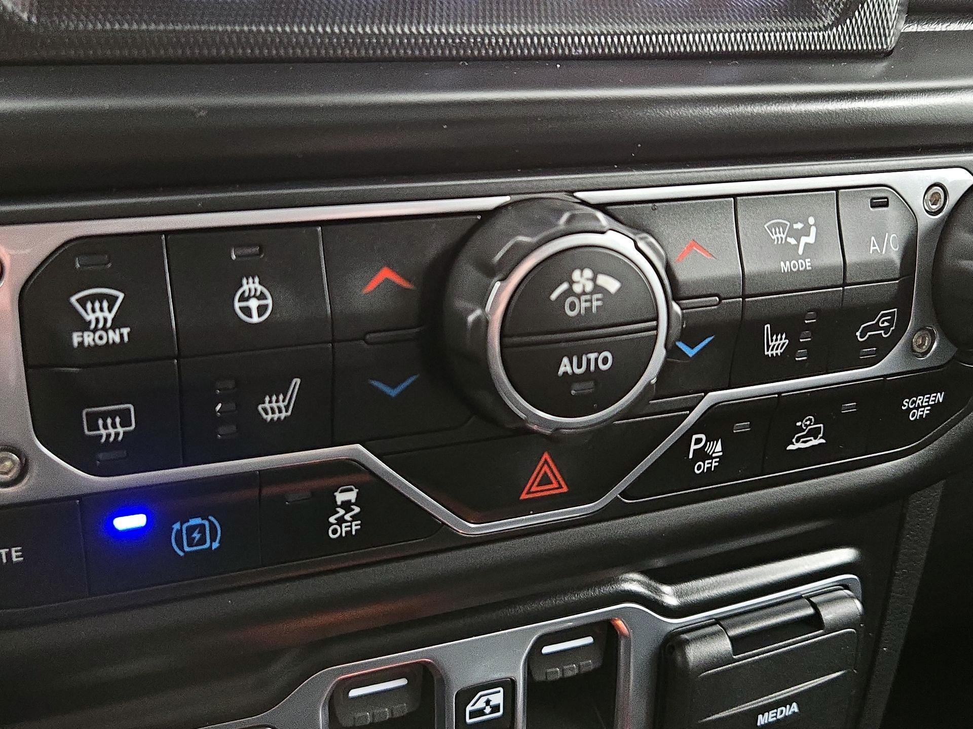 Thumbnail: 2023 Jeep Wrangler - 17