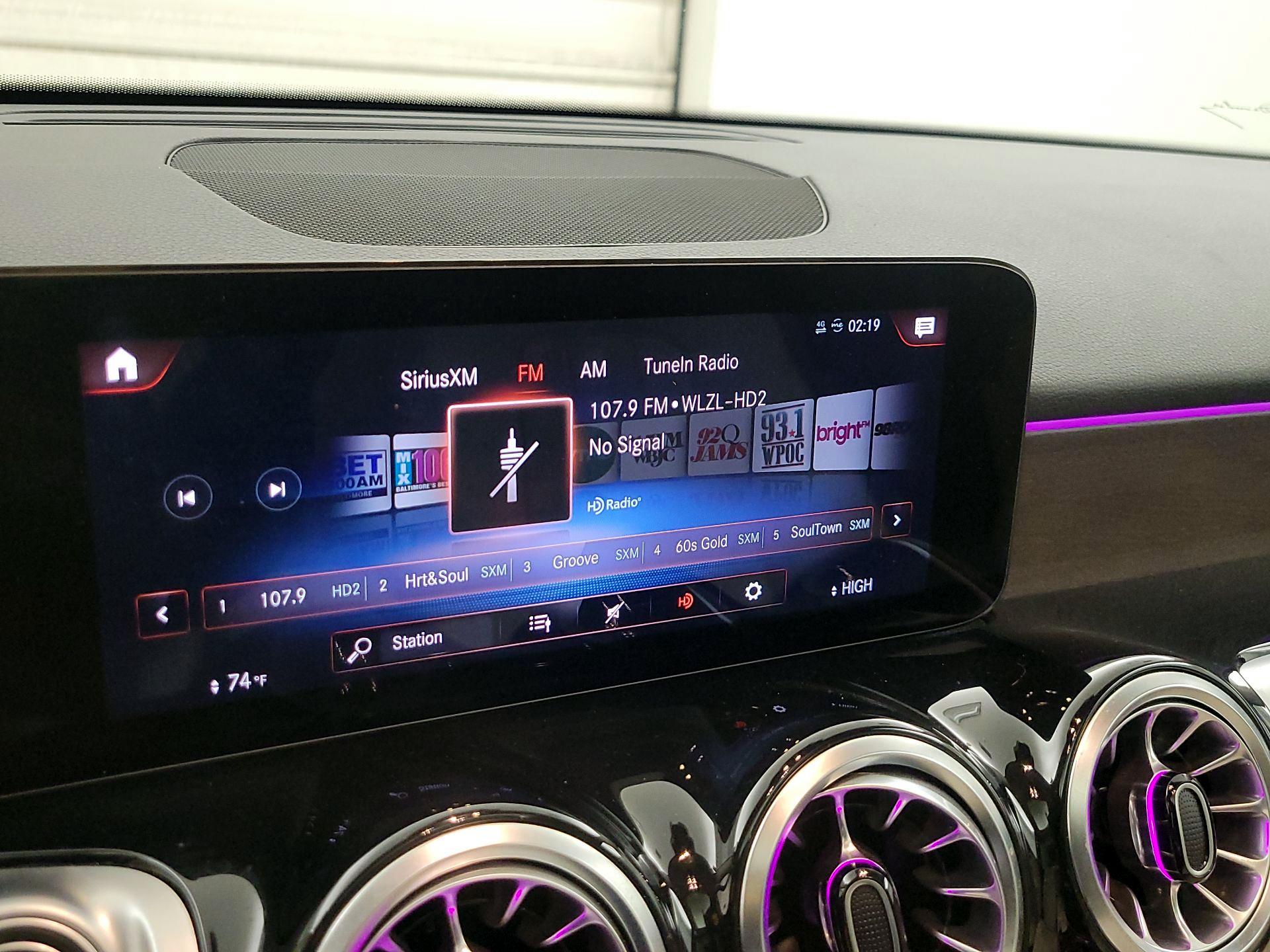 Thumbnail: 2022 Mercedes-Benz GLB - 16