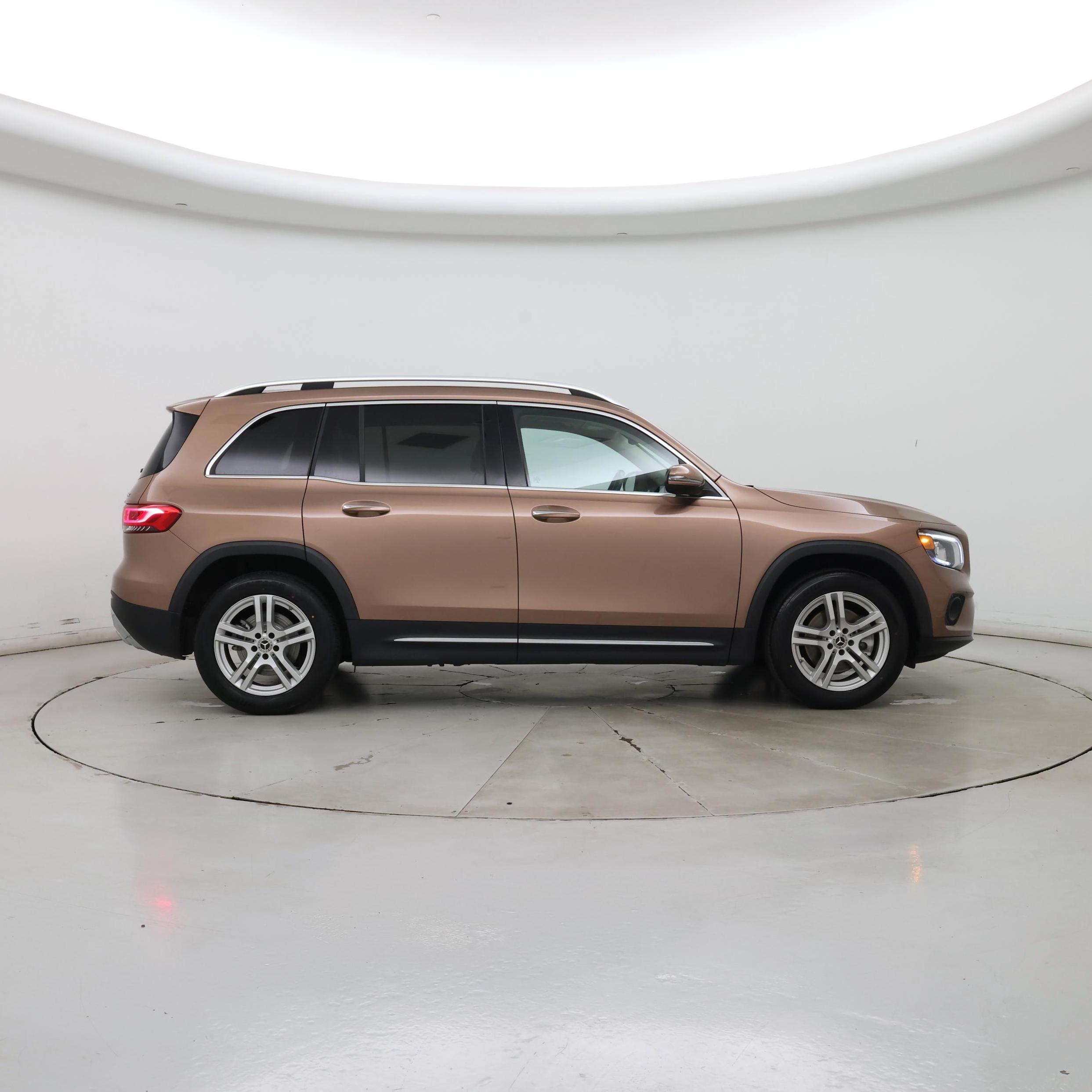 Thumbnail: 2022 Mercedes-Benz GLB - 7