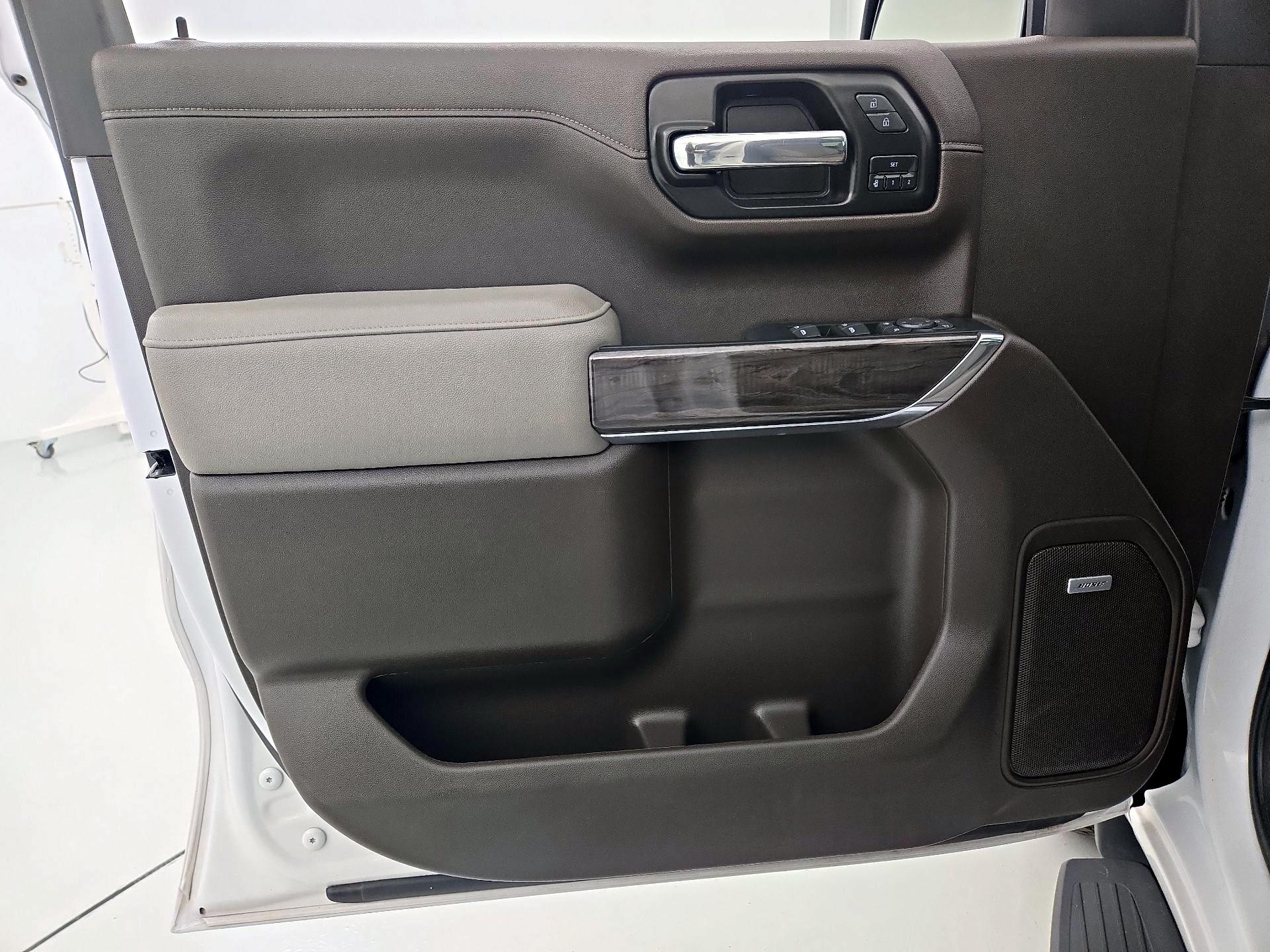 Thumbnail: 2022 Chevrolet Silverado 1500 - 12