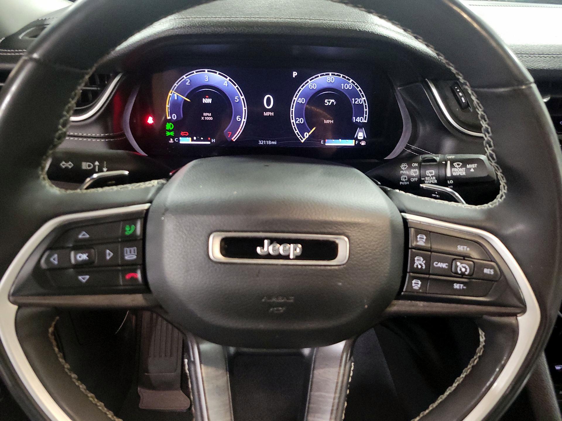 Thumbnail: 2023 Jeep Grand Cherokee - 10