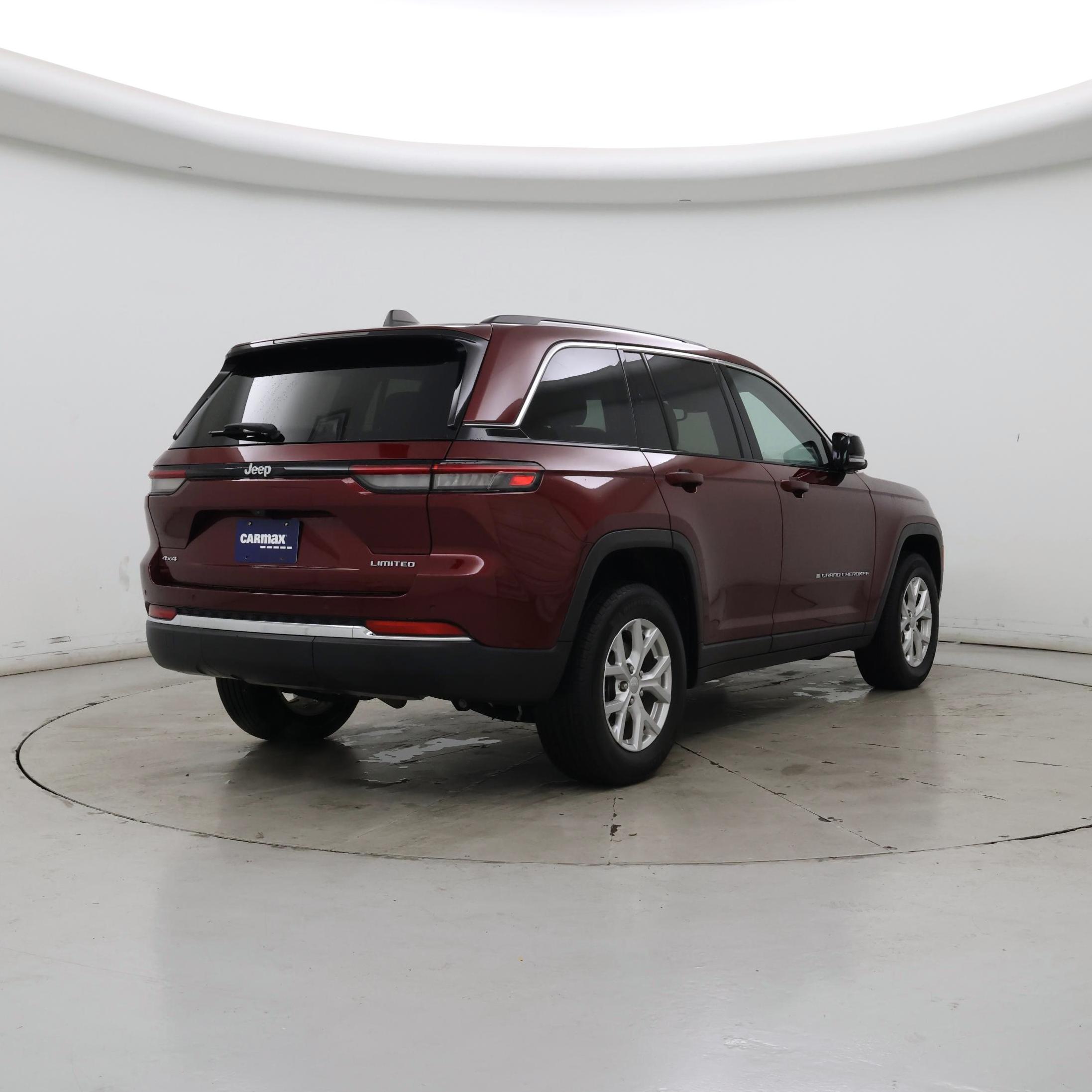 Thumbnail: 2023 Jeep Grand Cherokee - 8