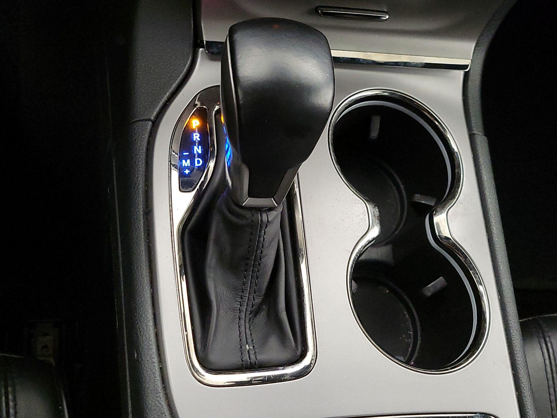 Thumbnail: 2020 Jeep Grand Cherokee - 18