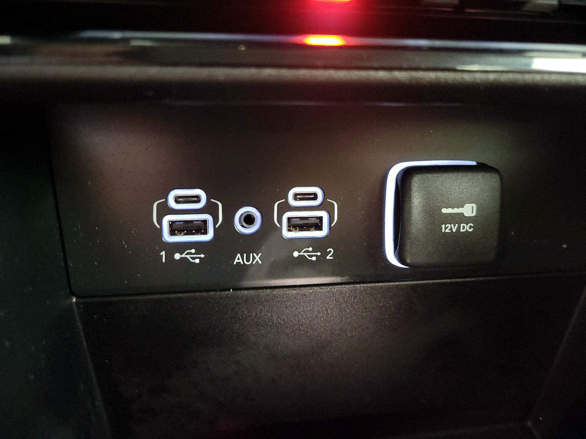 Thumbnail: 2023 Jeep Grand Cherokee L - 19