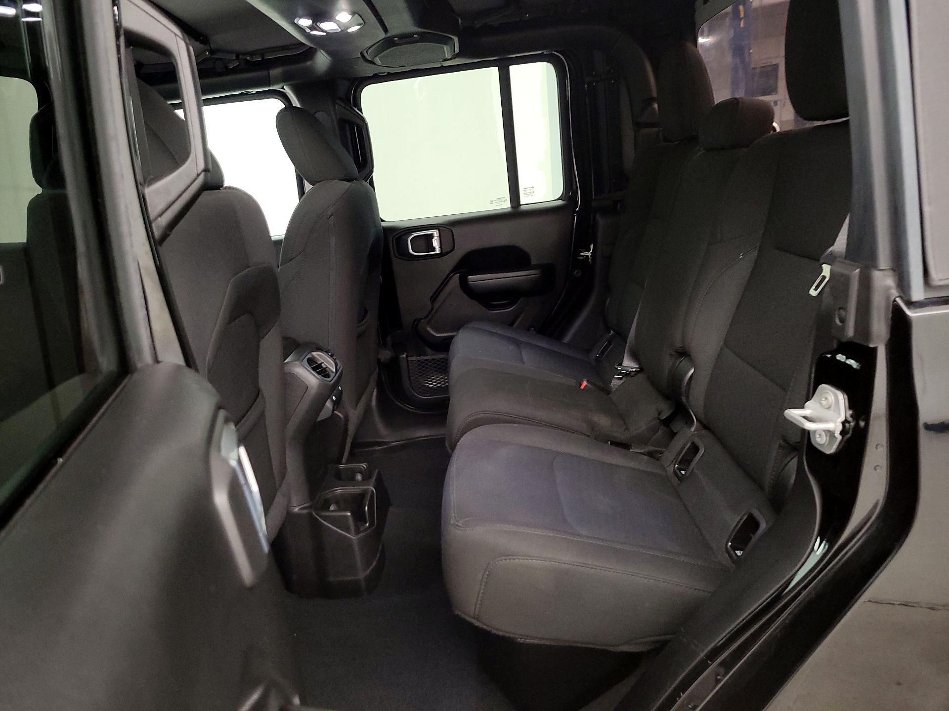 Thumbnail: 2023 Jeep Gladiator - 19