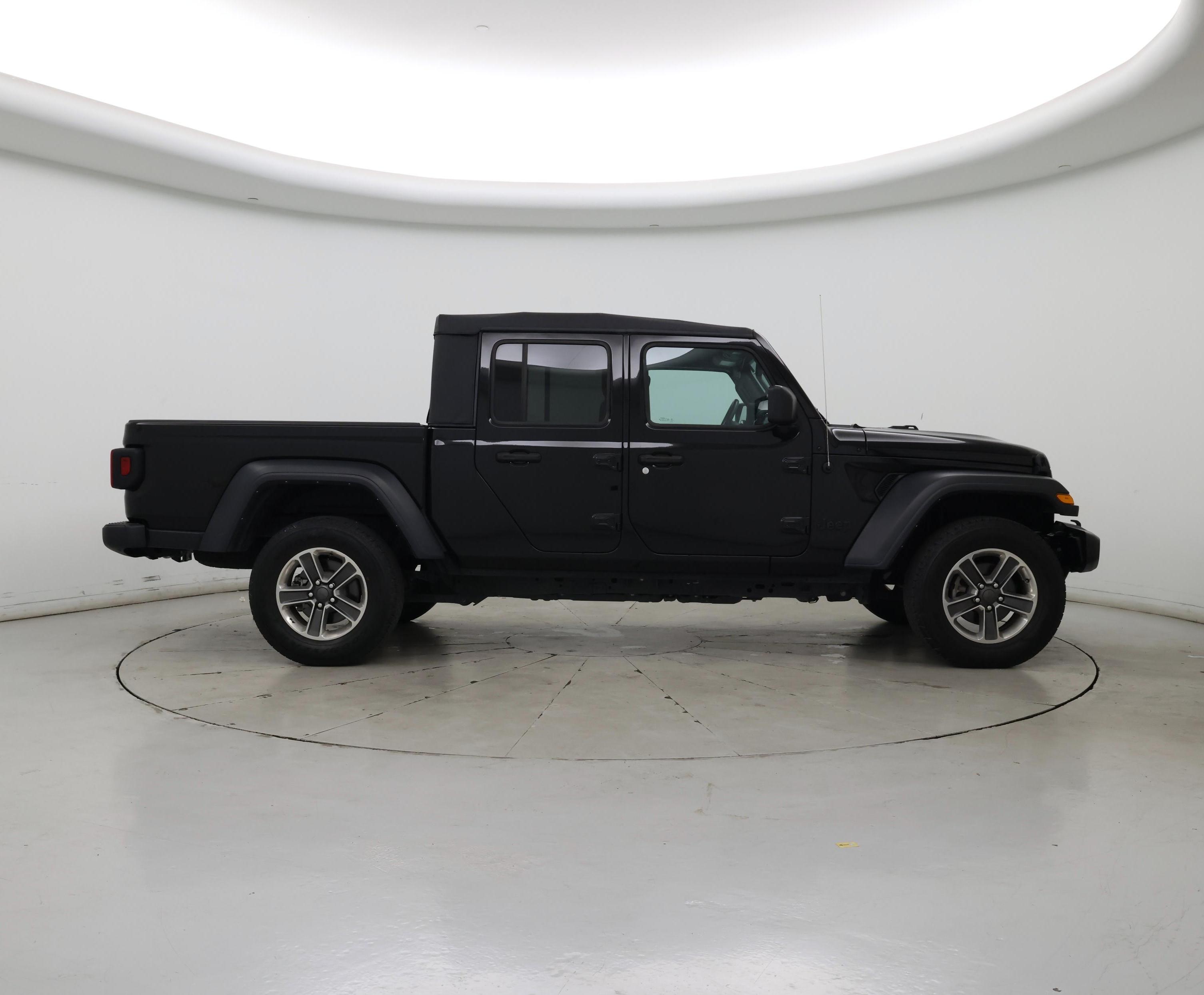 Thumbnail: 2023 Jeep Gladiator - 7