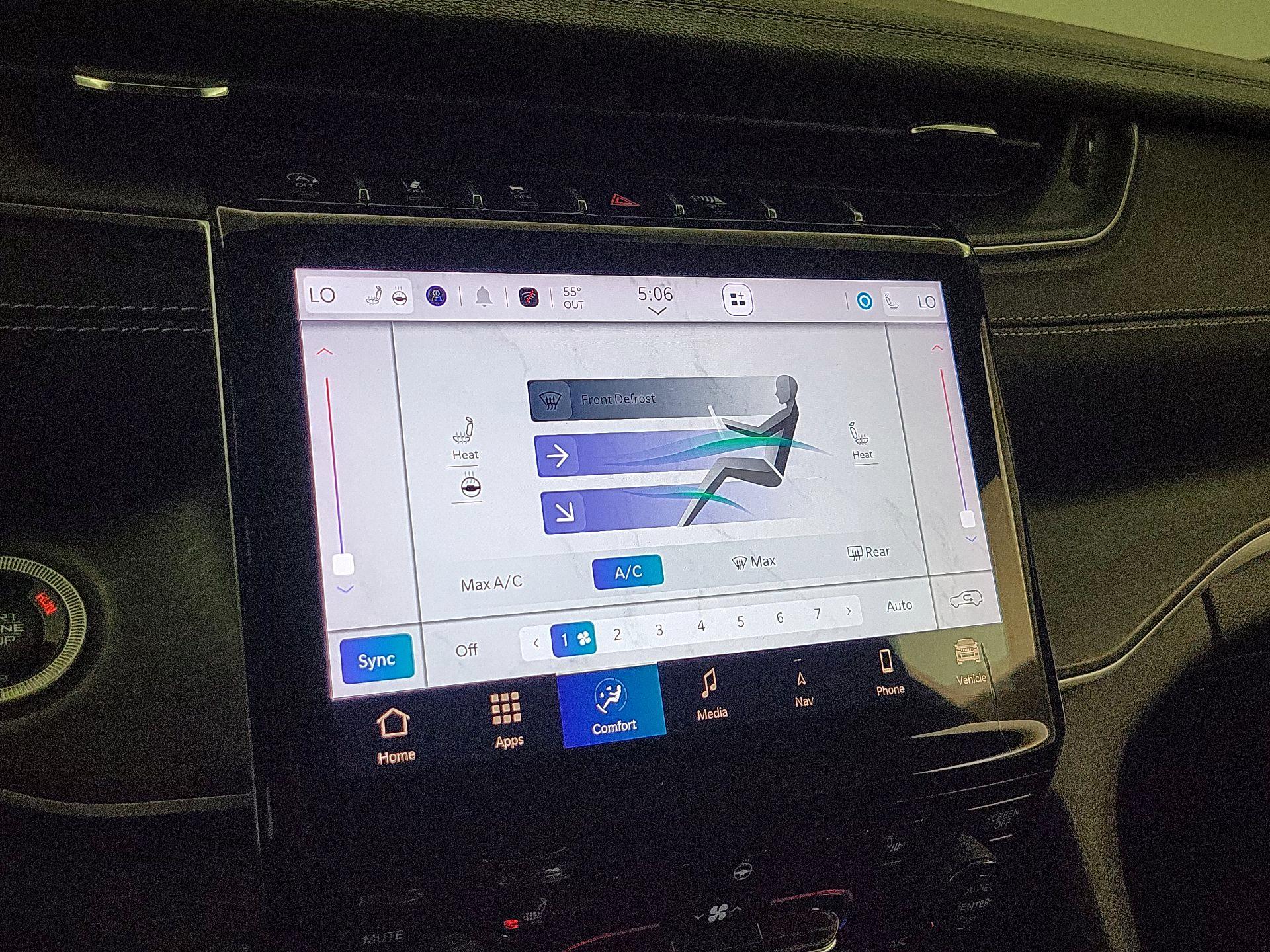 Thumbnail: 2023 Jeep Grand Cherokee - 17