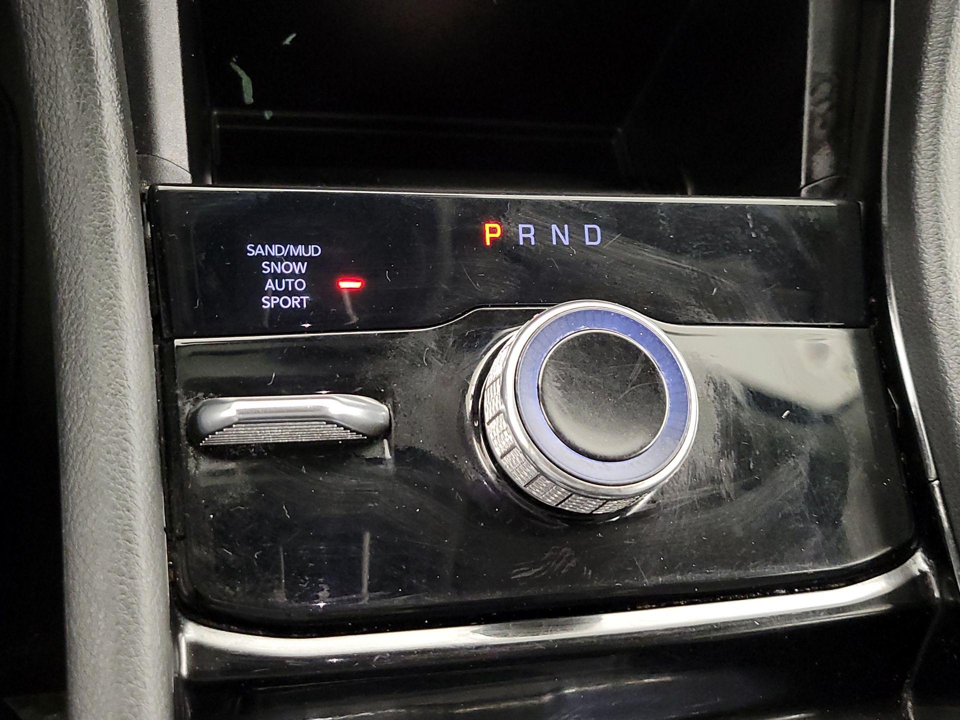 Thumbnail: 2023 Jeep Grand Cherokee - 18