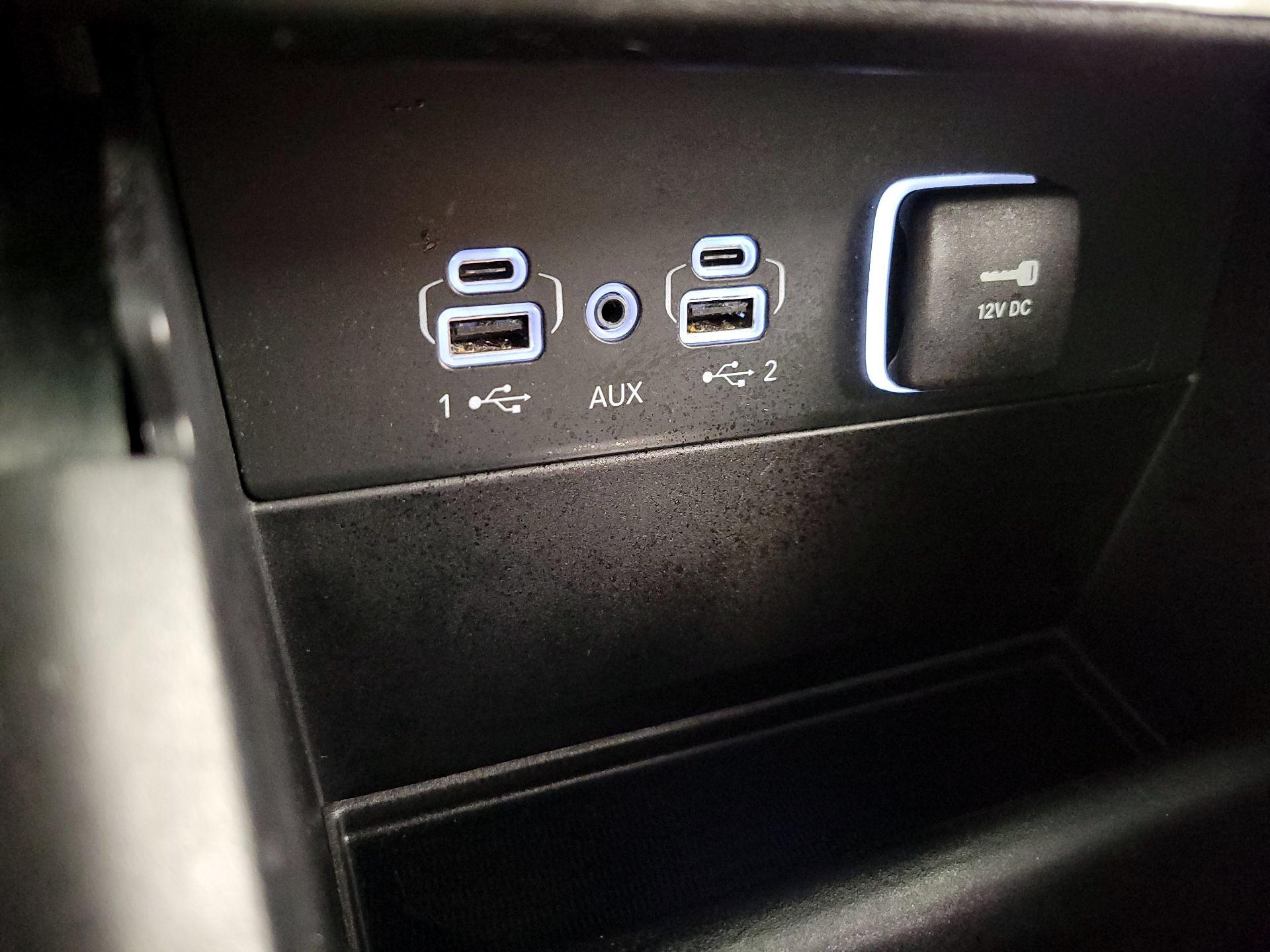 Thumbnail: 2023 Jeep Grand Cherokee L - 19