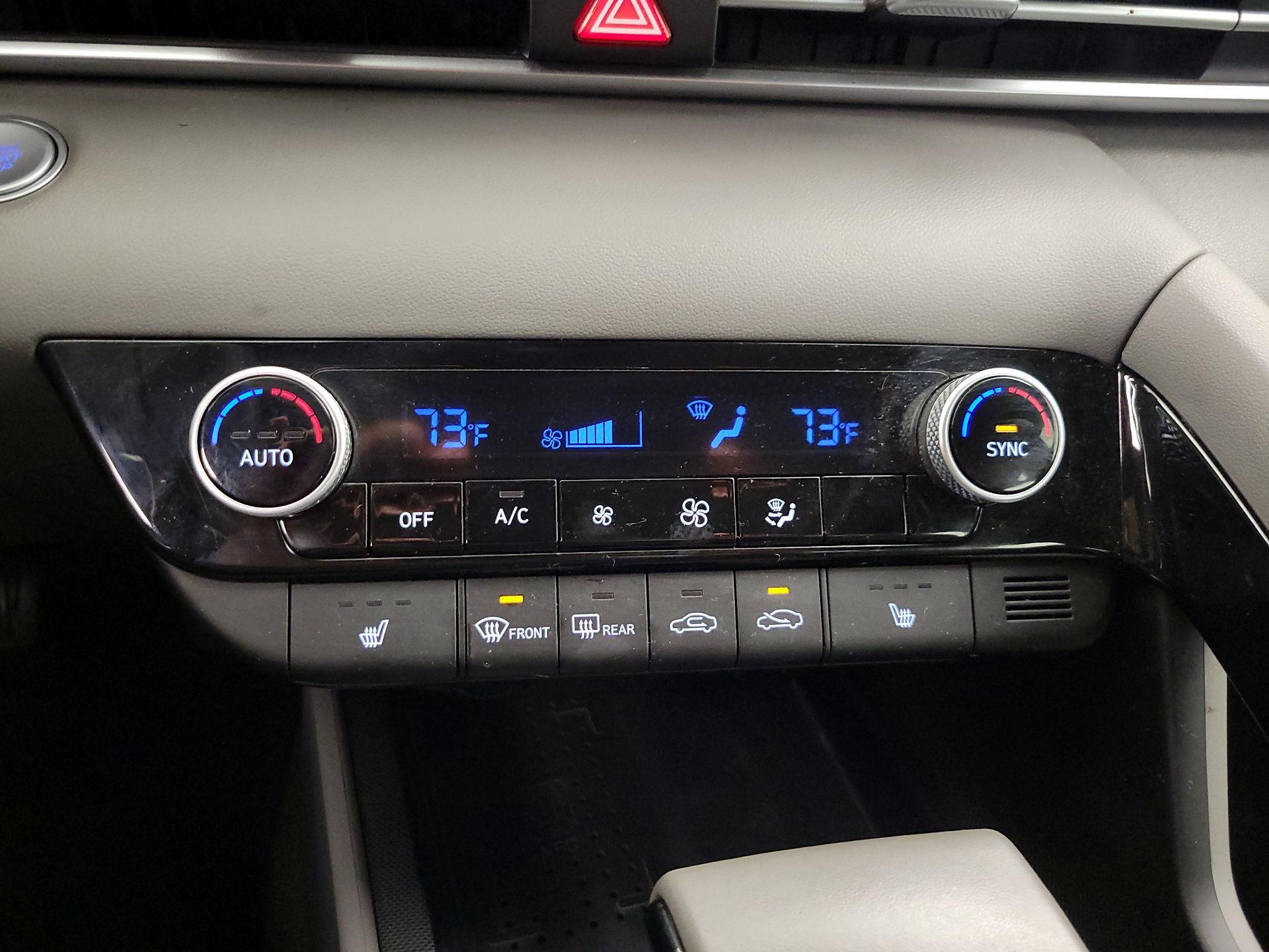 Thumbnail: 2022 Hyundai Elantra - 16