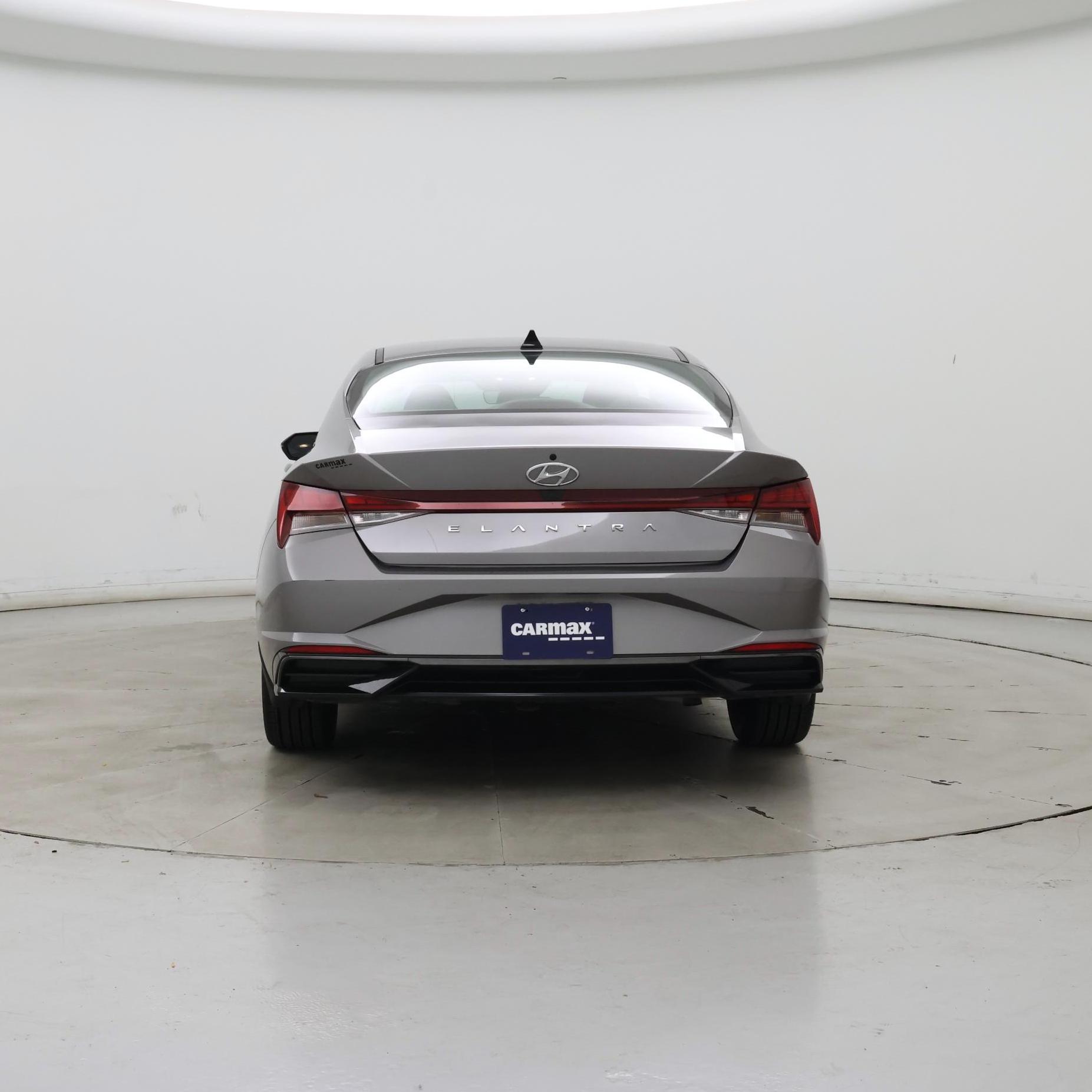Thumbnail: 2022 Hyundai Elantra - 6