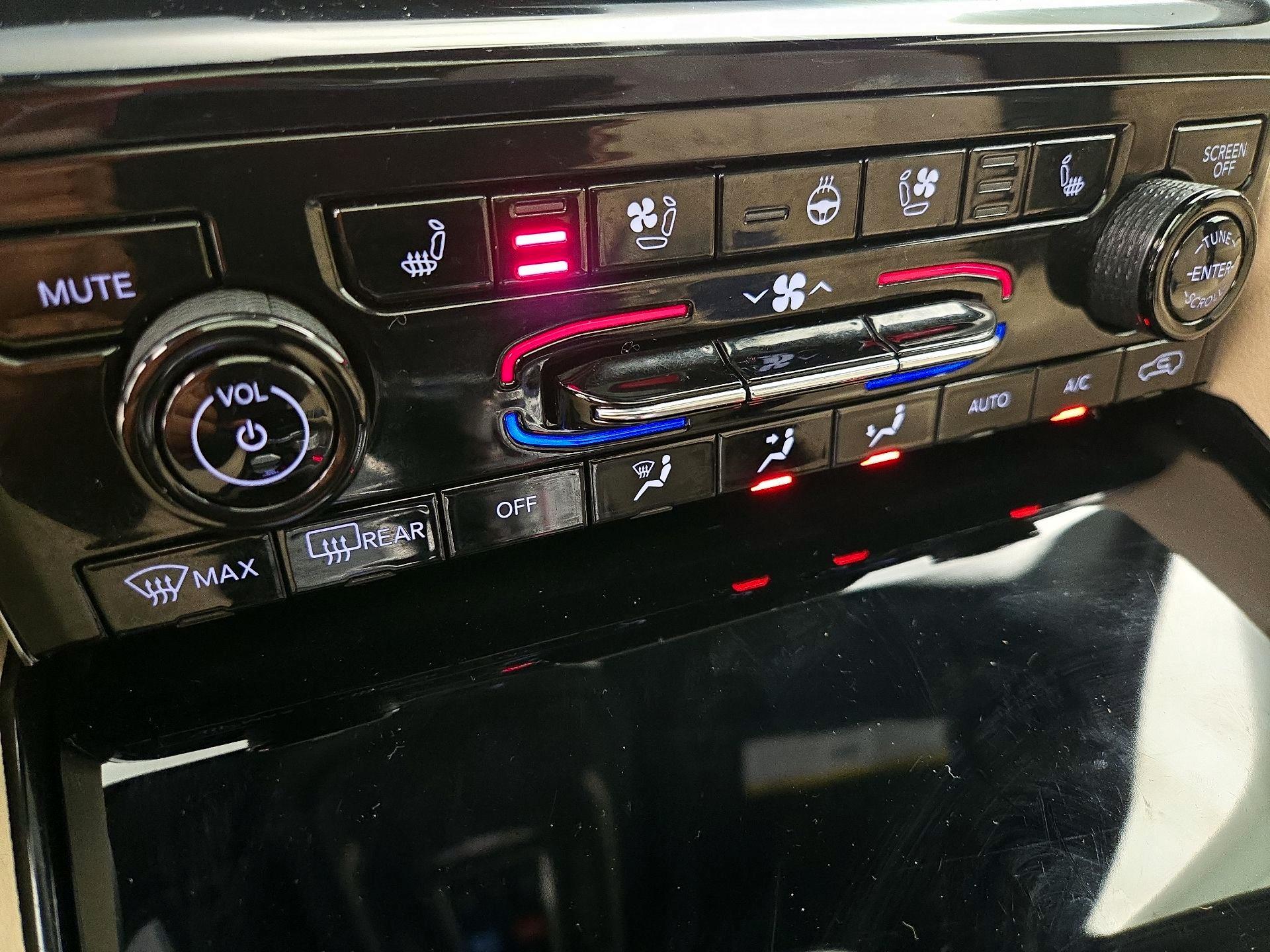 Thumbnail: 2023 Jeep Grand Cherokee - 17