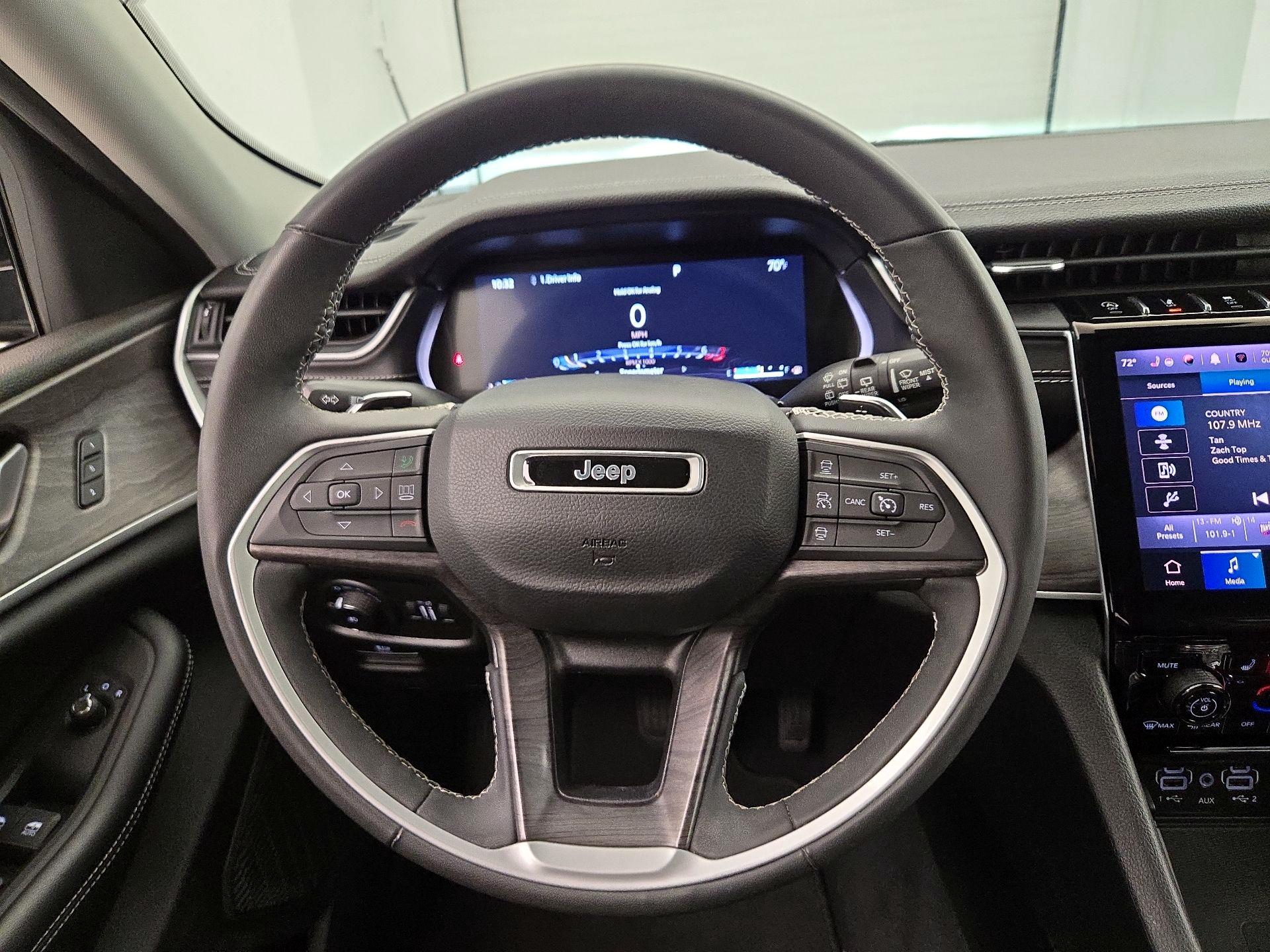 Thumbnail: 2023 Jeep Grand Cherokee L - 10