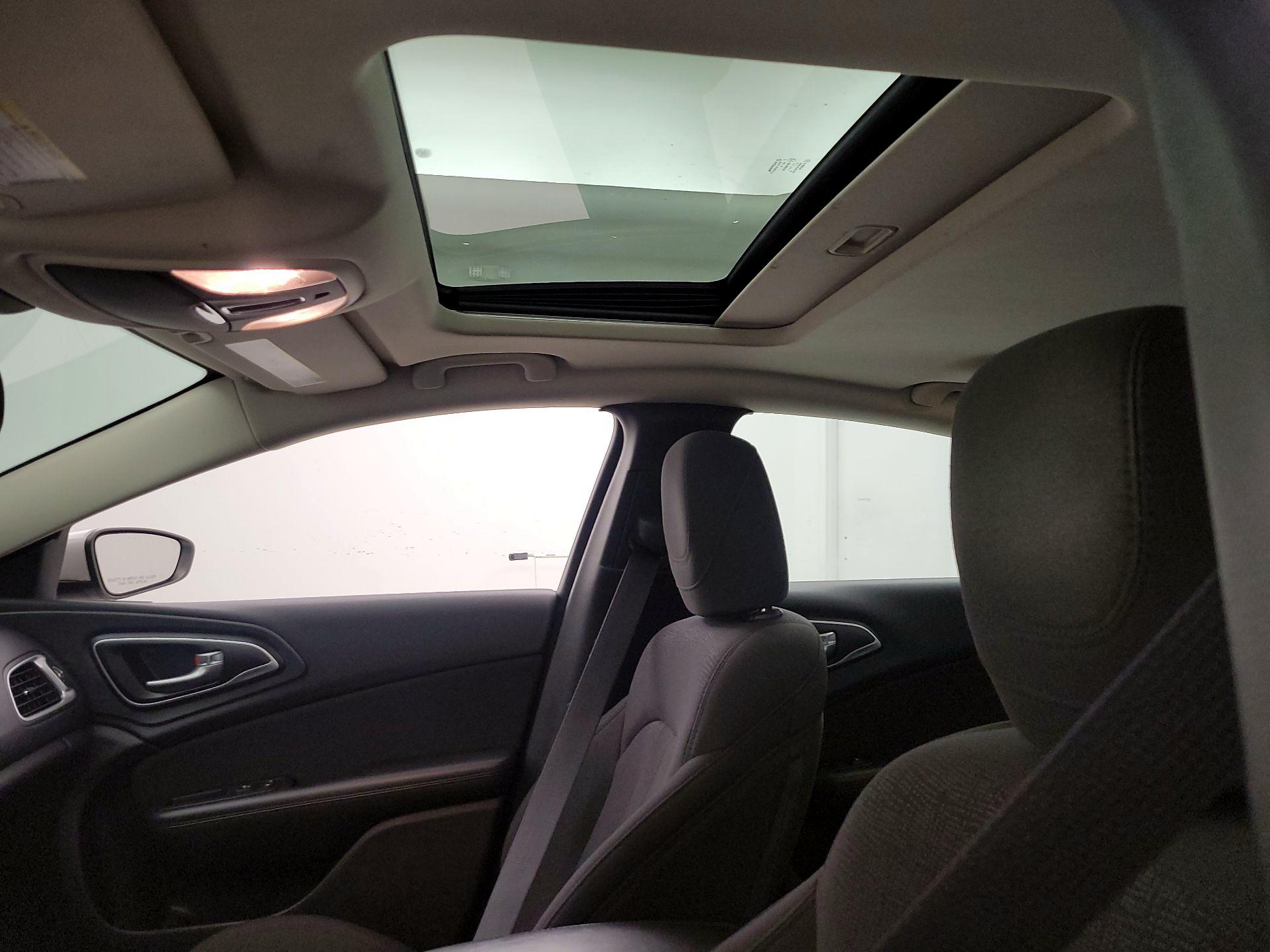 Thumbnail: 2015 Chrysler 200 - 19