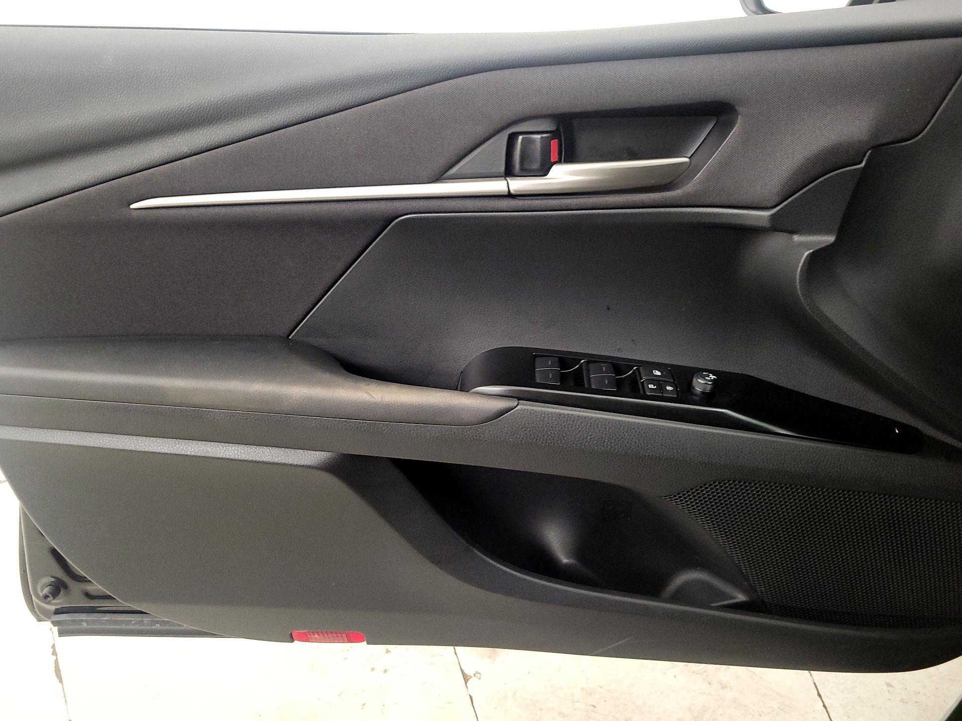 Thumbnail: 2025 Toyota Camry - 12