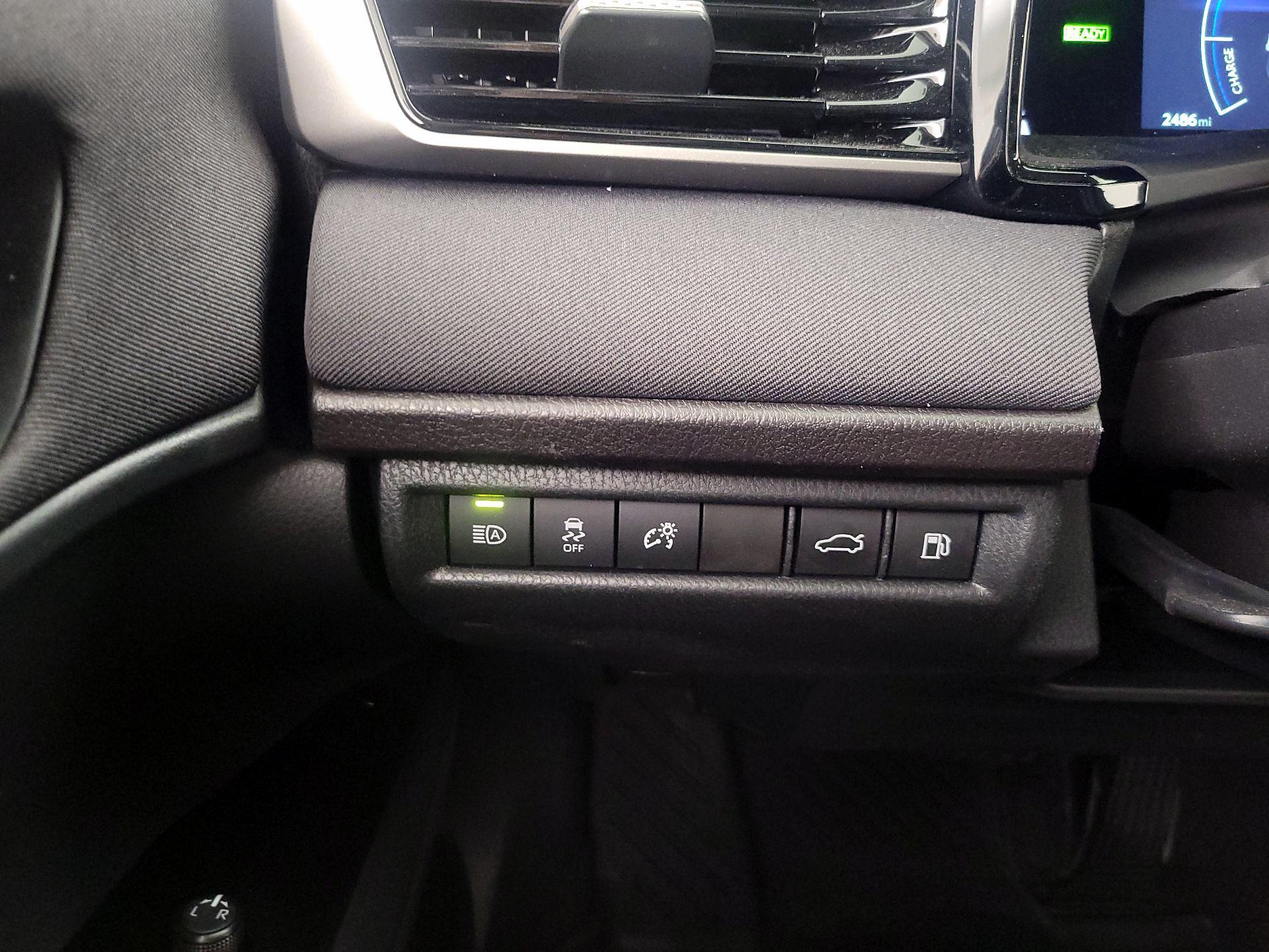 Thumbnail: 2025 Toyota Camry - 13