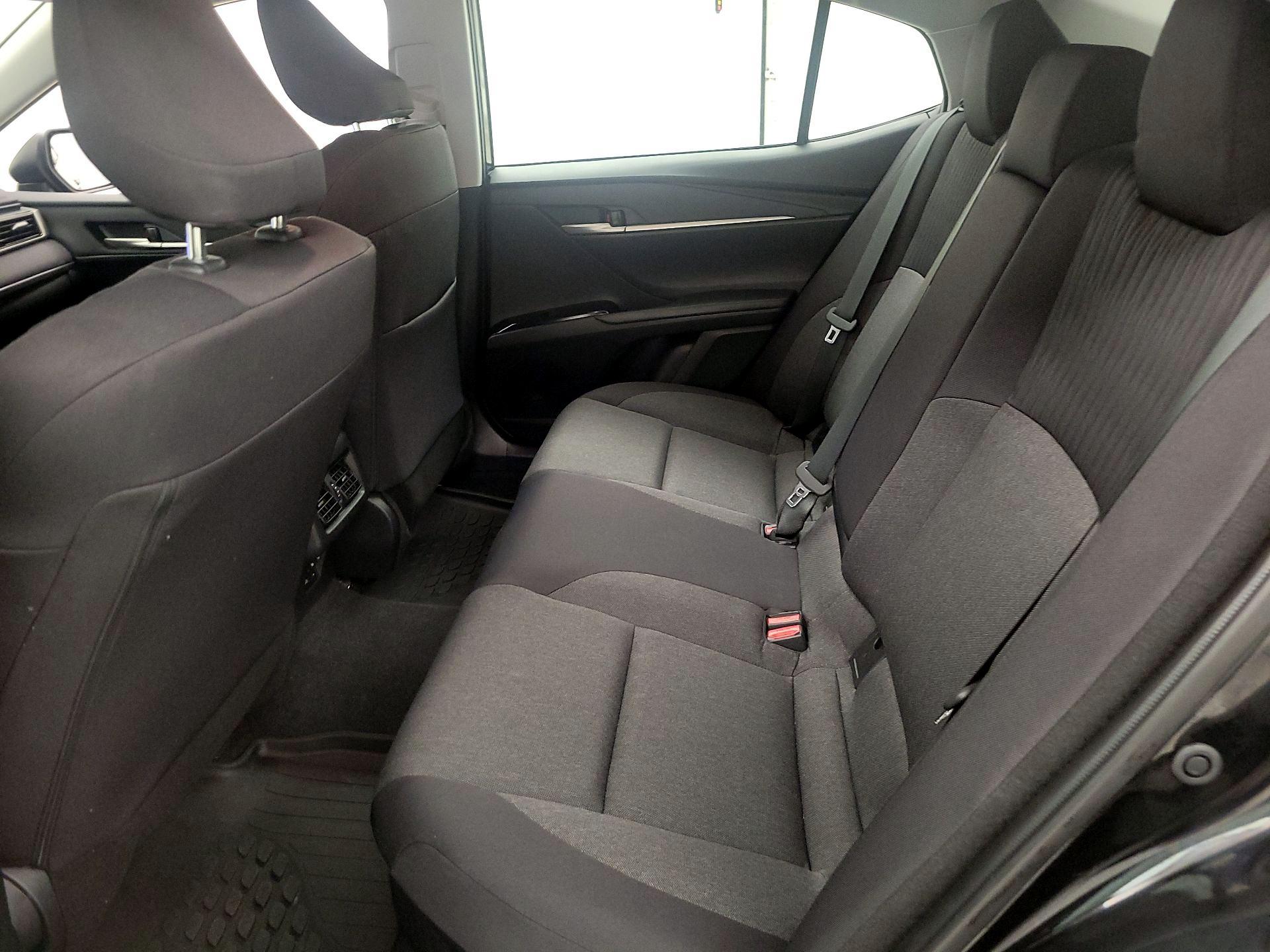 Thumbnail: 2025 Toyota Camry - 19