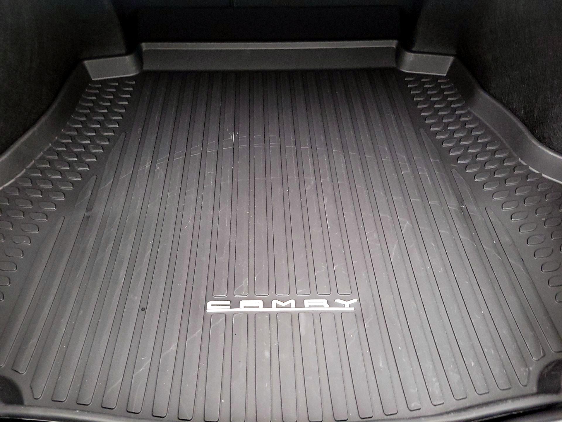 Thumbnail: 2025 Toyota Camry - 20