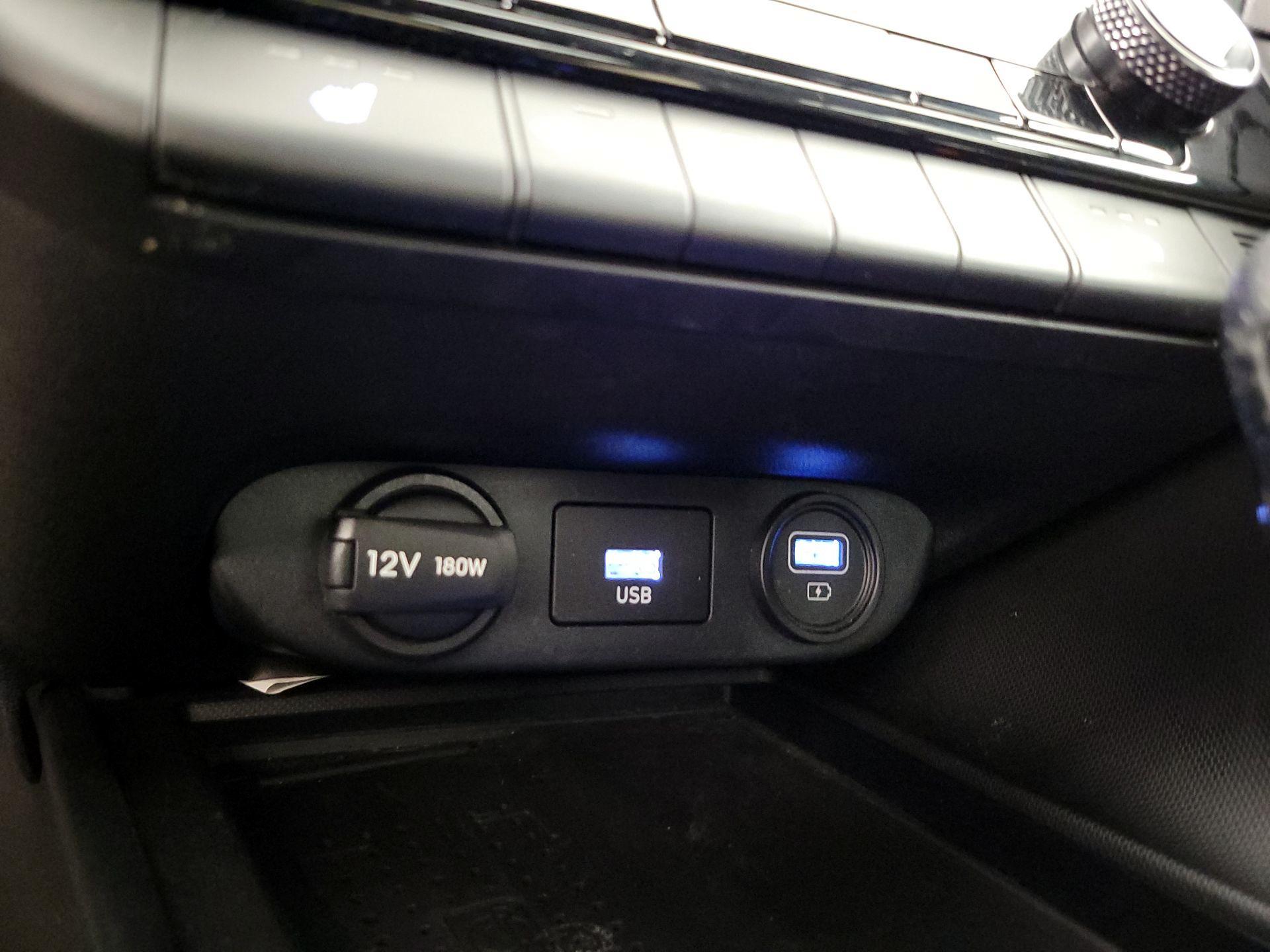 Thumbnail: 2023 Hyundai Elantra - 19