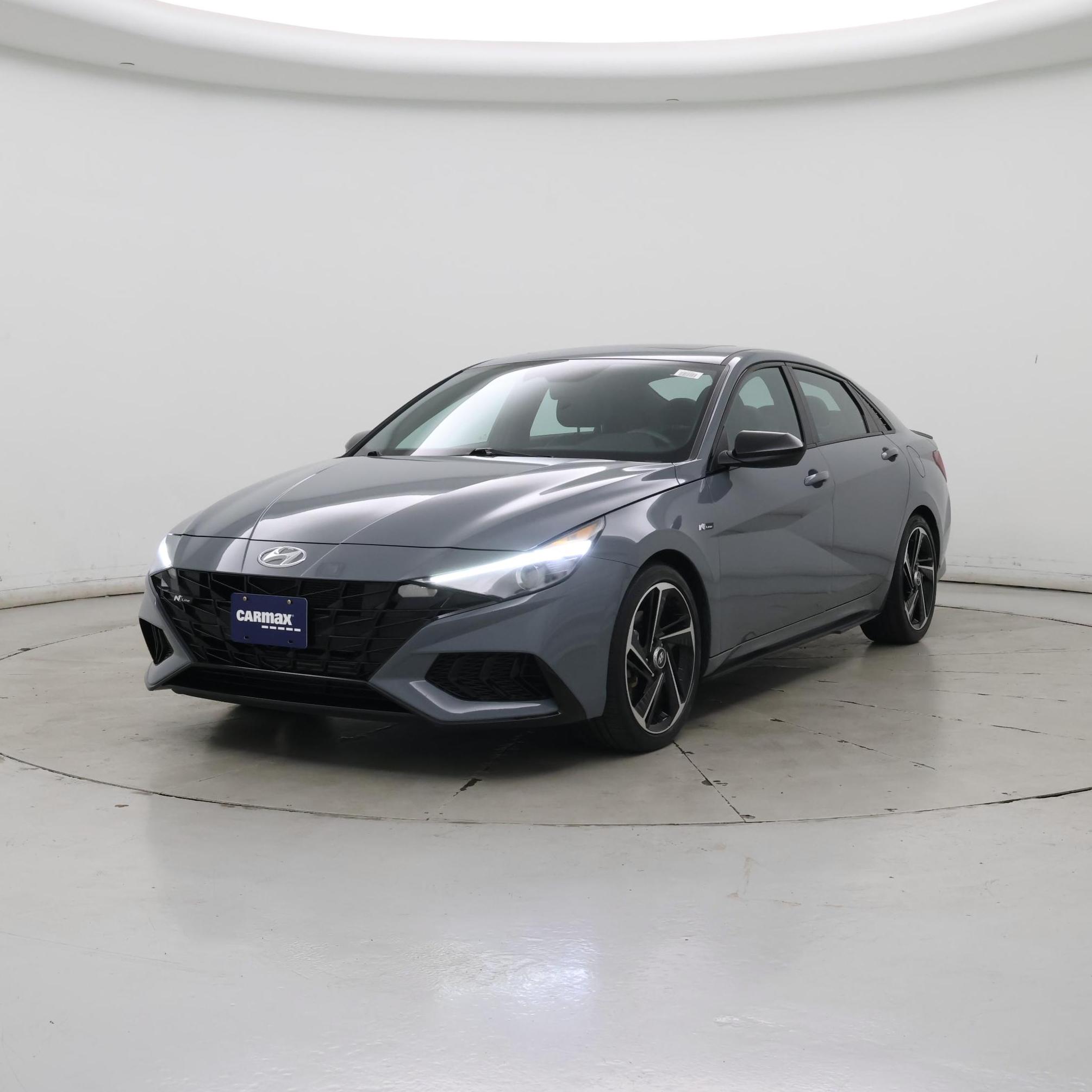 Thumbnail: 2023 Hyundai Elantra - 4