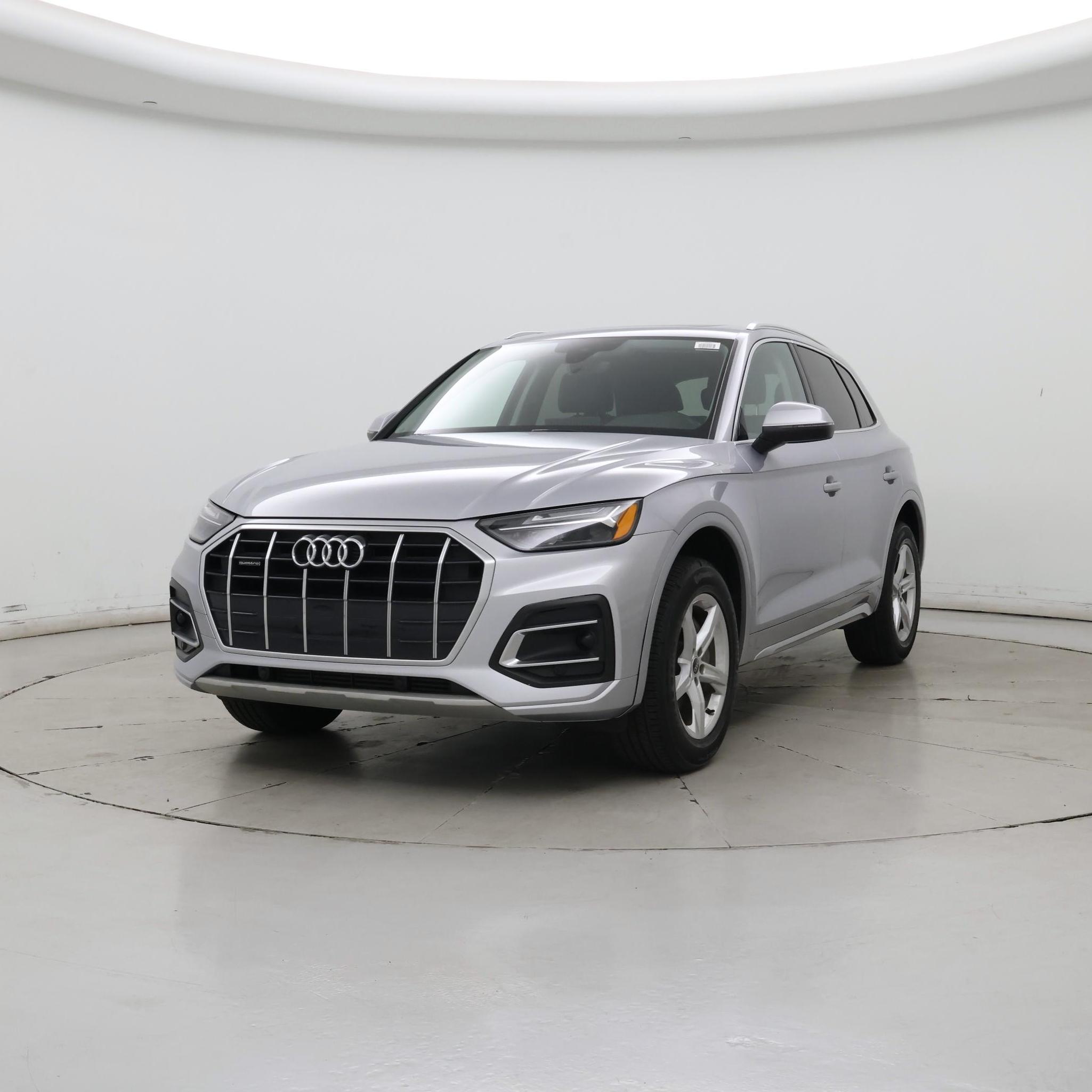 Thumbnail: 2023 Audi Q5 - 4