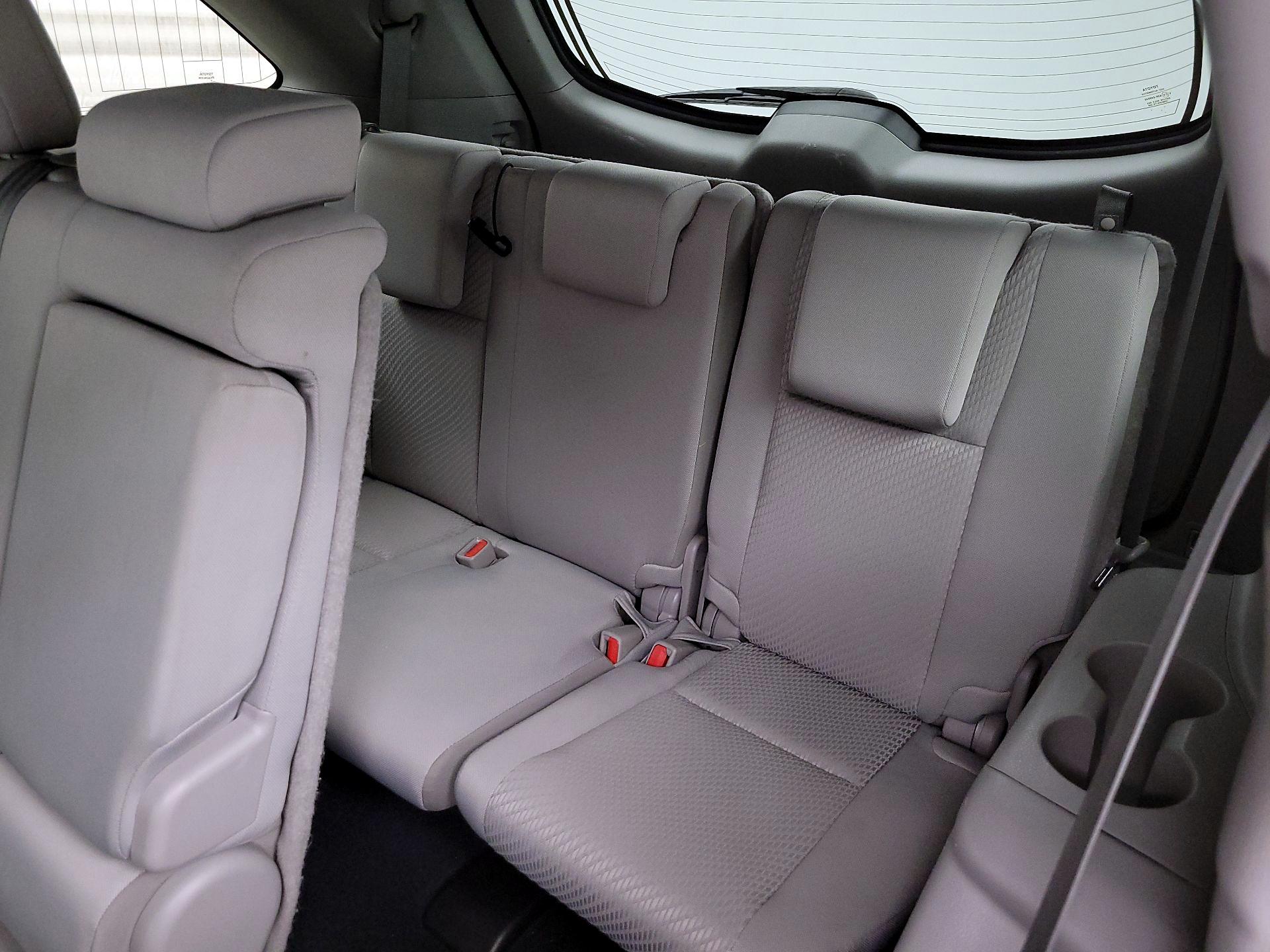 Thumbnail: 2019 Toyota Highlander - 19