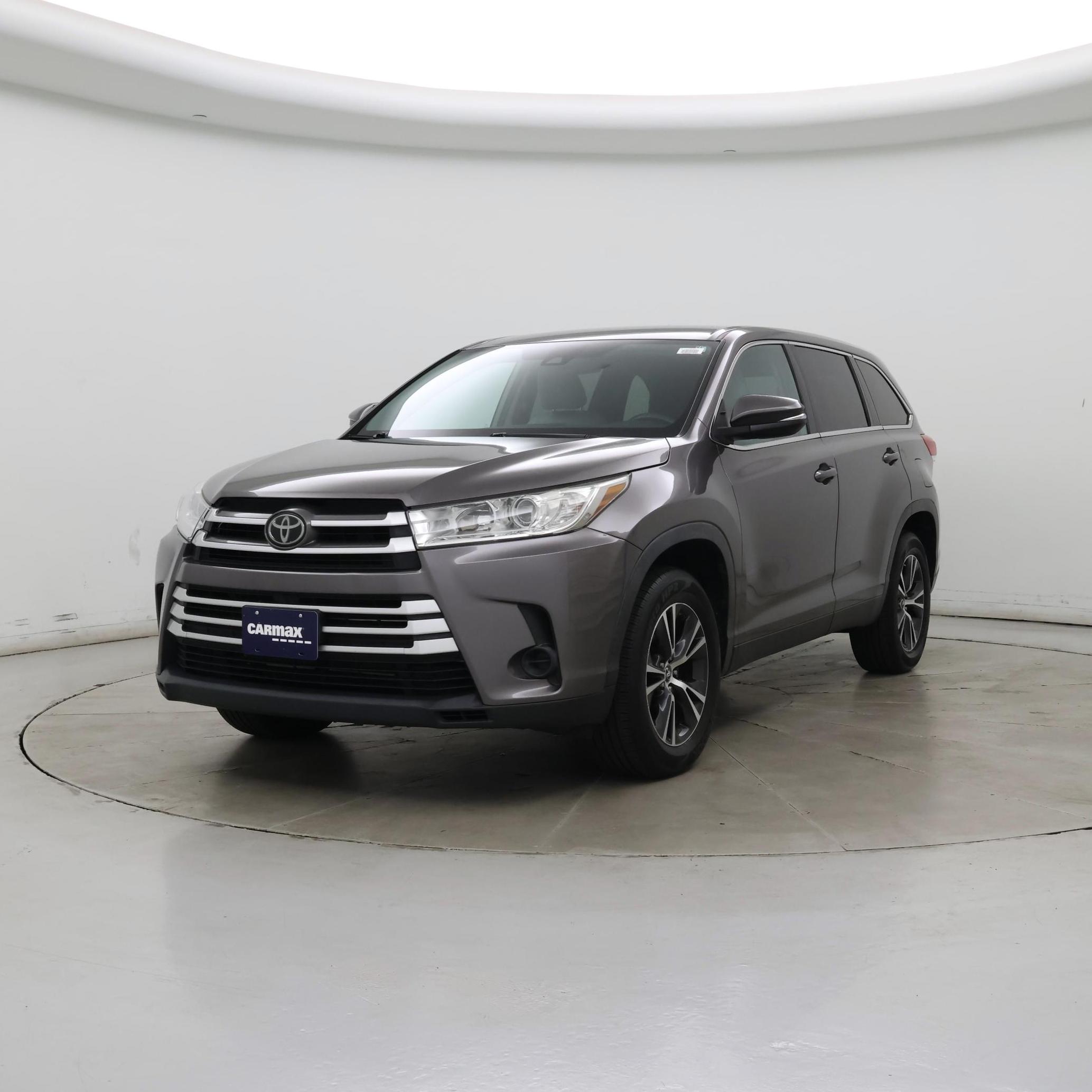 Thumbnail: 2019 Toyota Highlander - 4