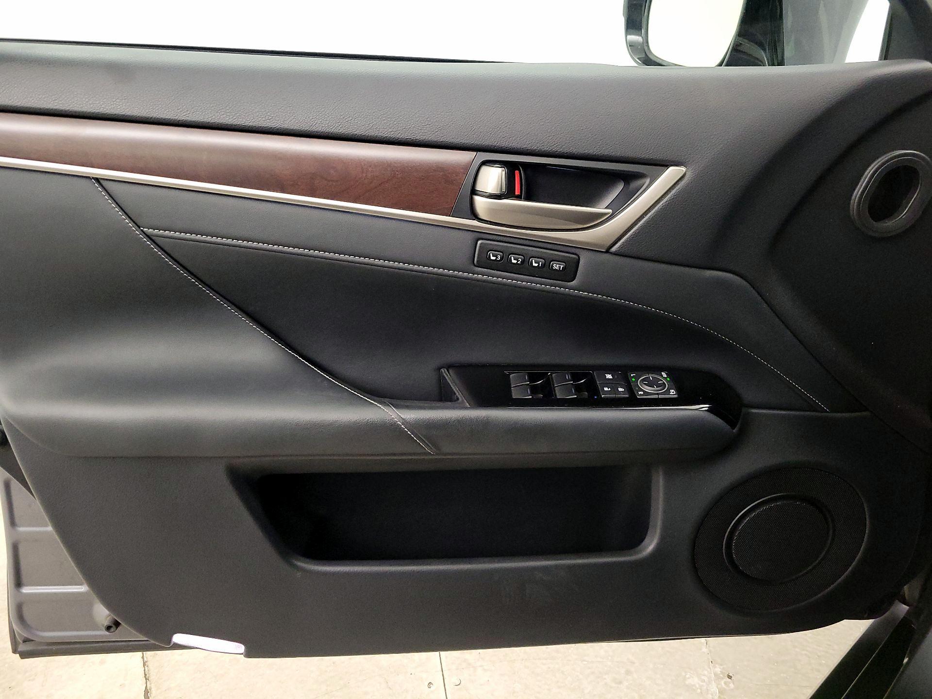 Thumbnail: 2014 Lexus GS - 12